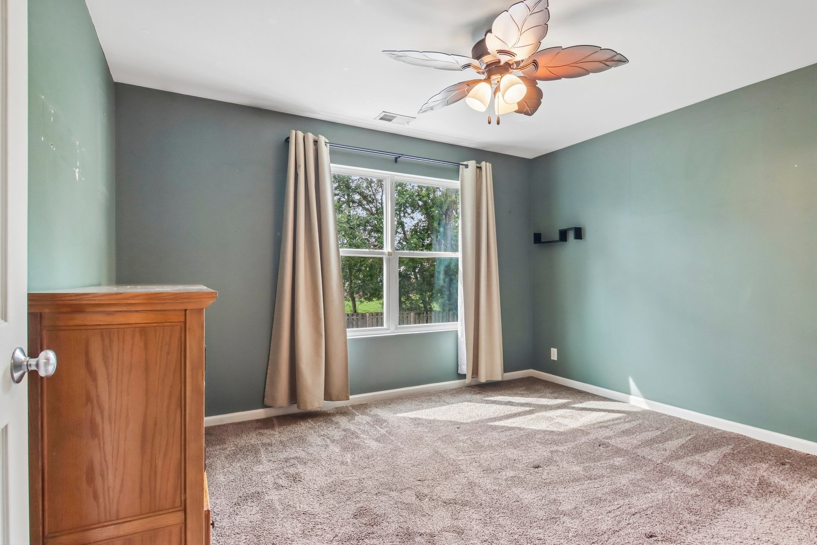 2613 Hearthstone Drive