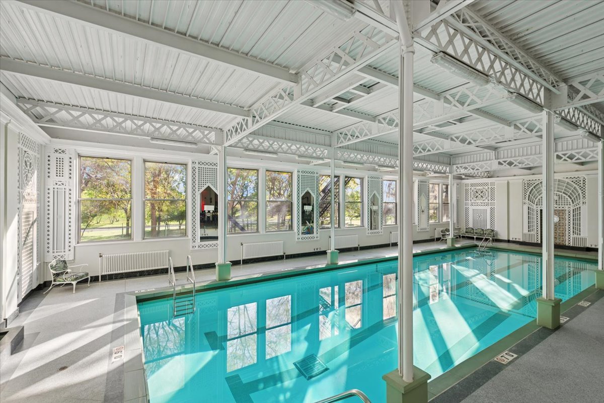 5555 N Sheridan Road Unit: 1007