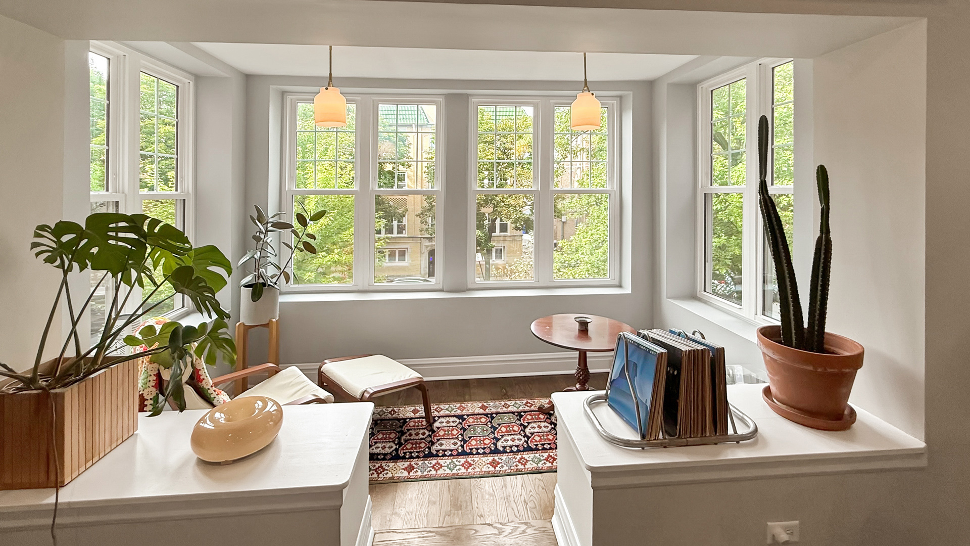 2617 W Leland Avenue Unit: 2