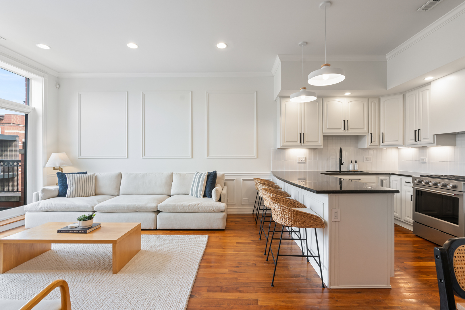 2507 N Halsted Street Unit: 4
