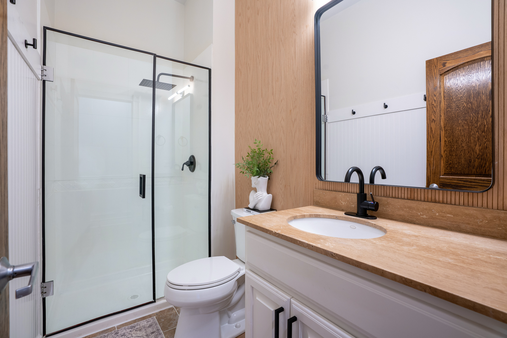 2507 N Halsted Street Unit: 4