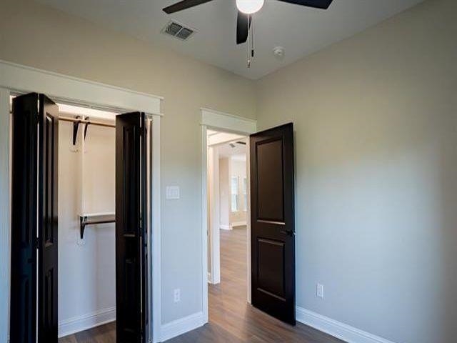 703 Bluebonnet Ln