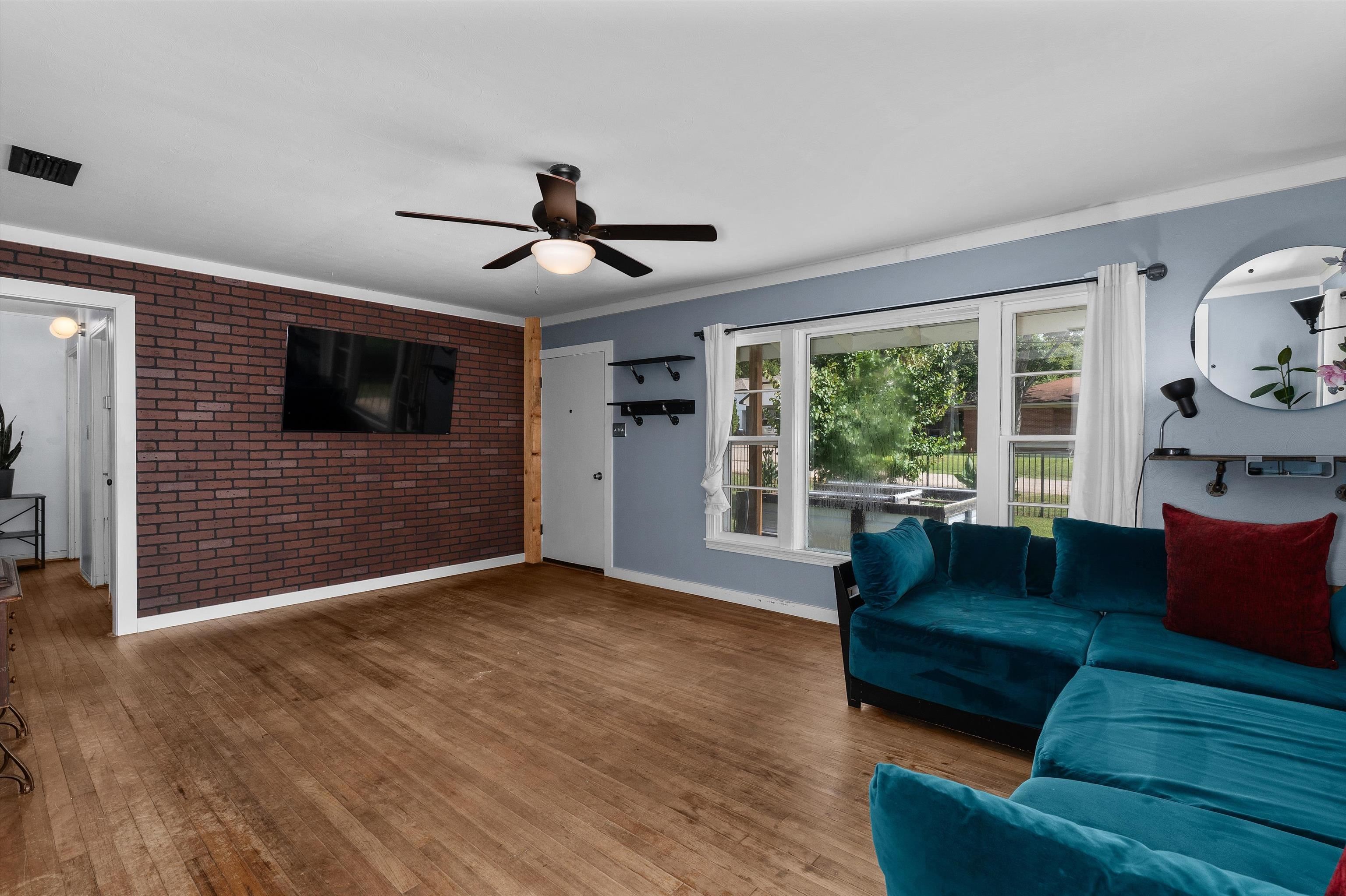 403 Benita Dr