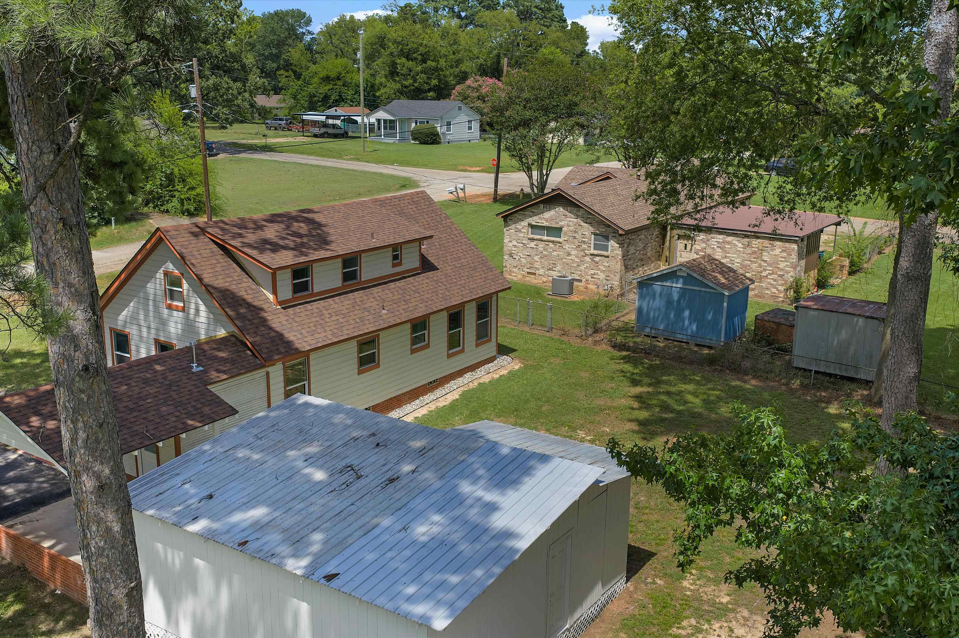 218 Benita Dr