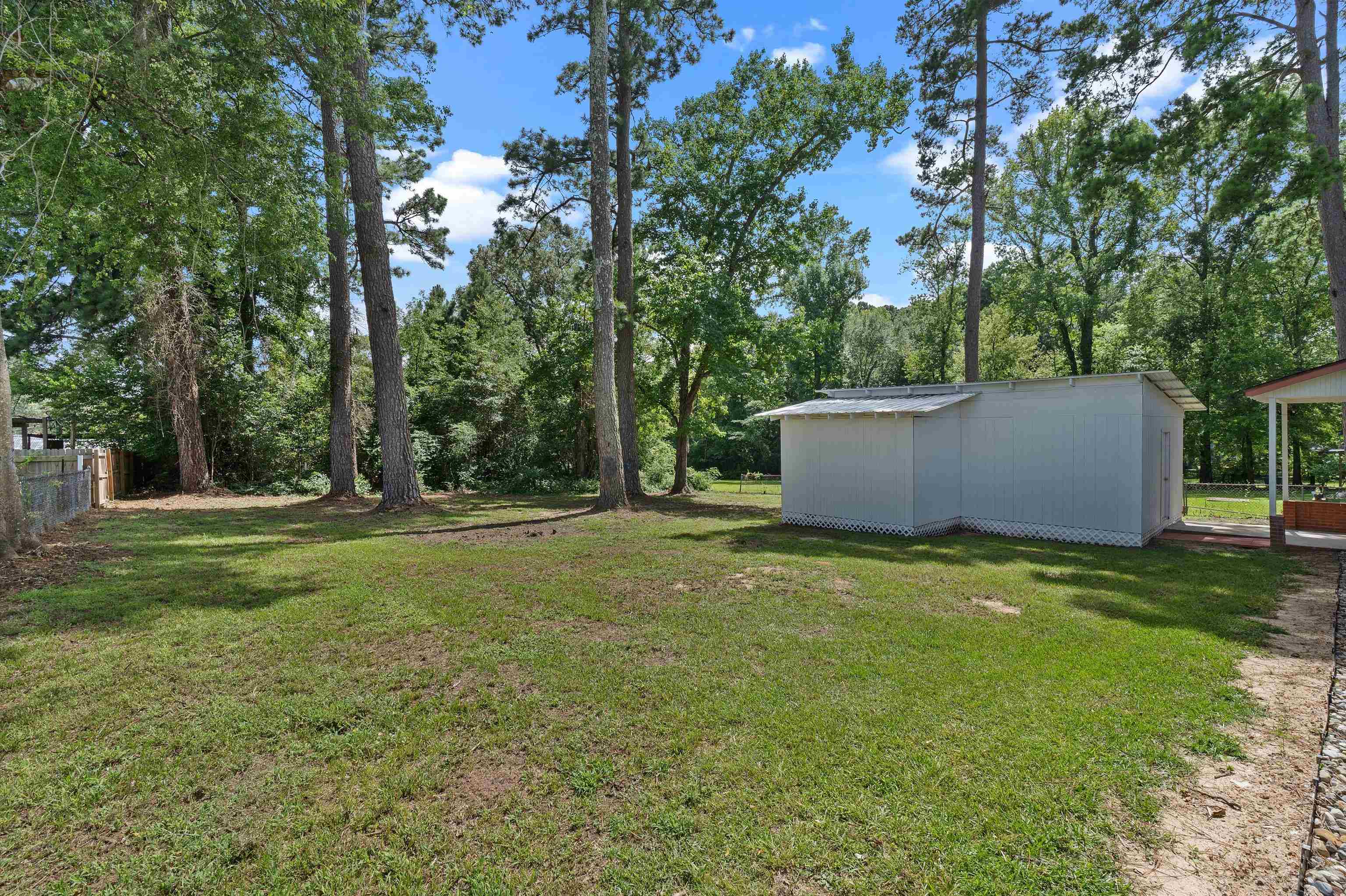 218 Benita Dr