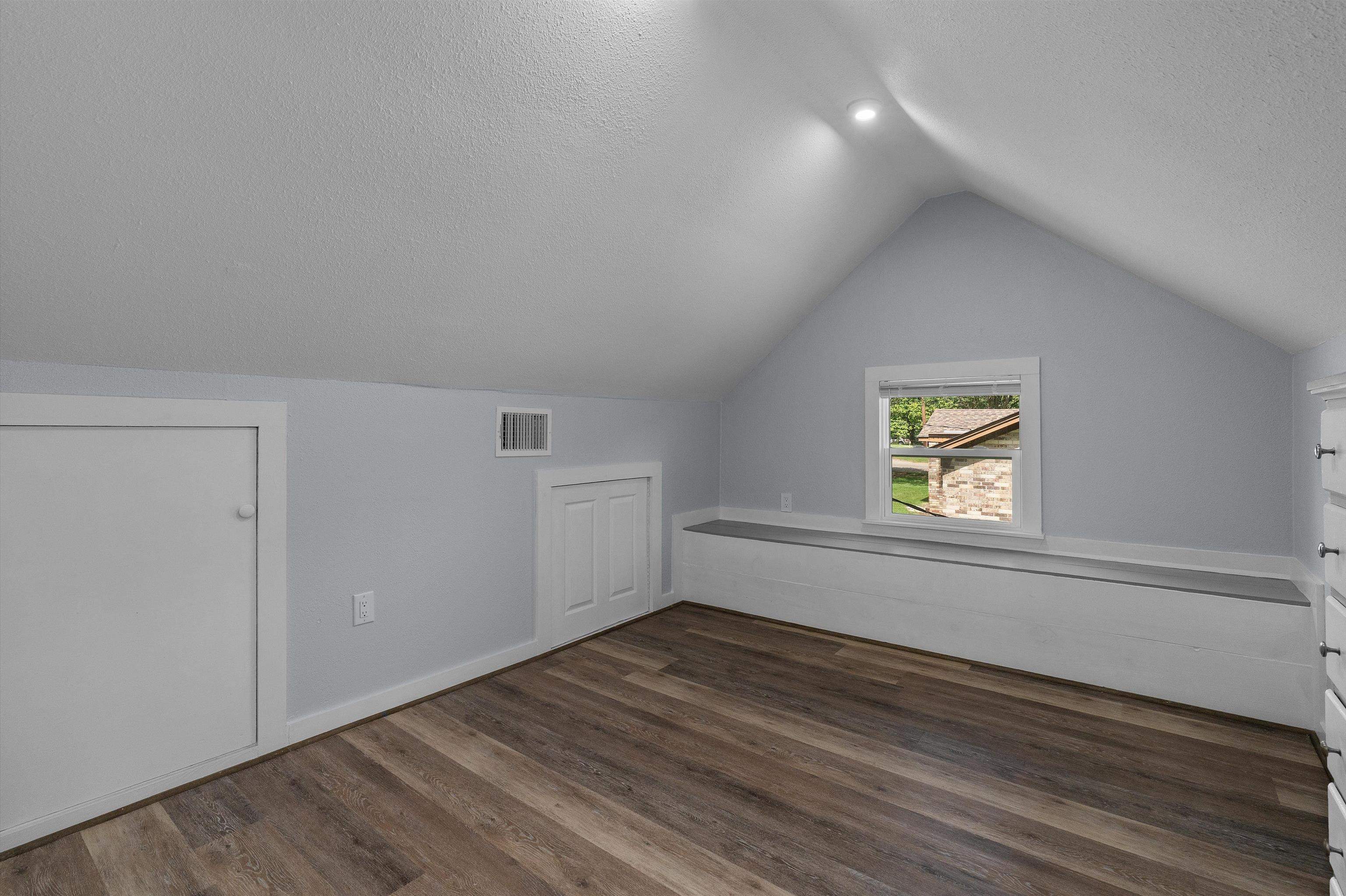 218 Benita Dr