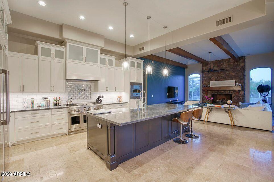 7394 E BUCKHORN Trail