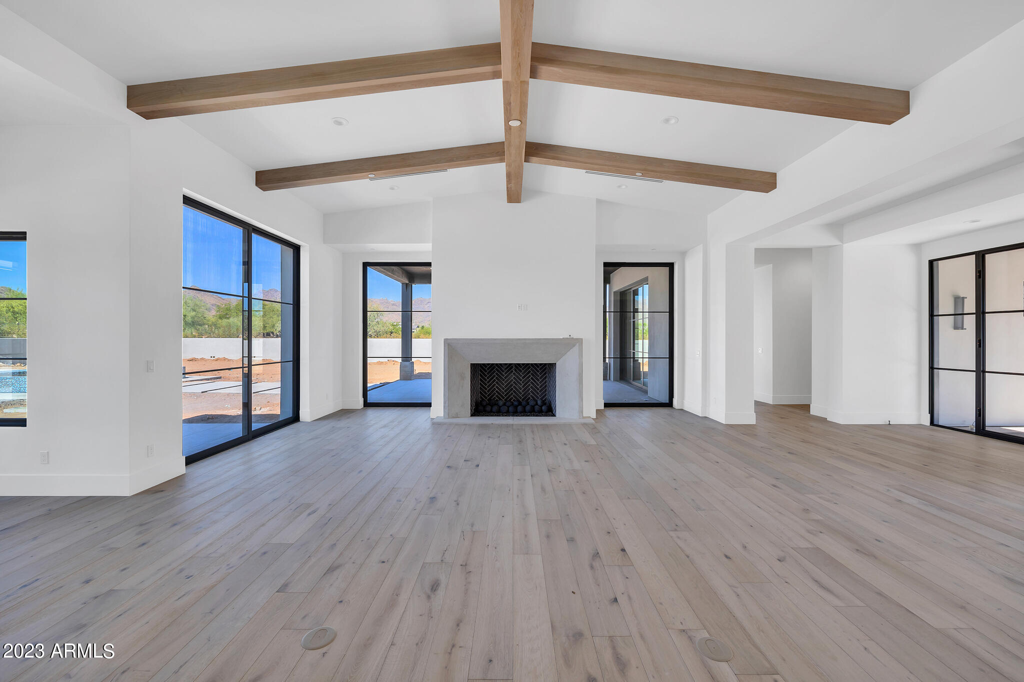 8868 E HUALAPAI Drive
