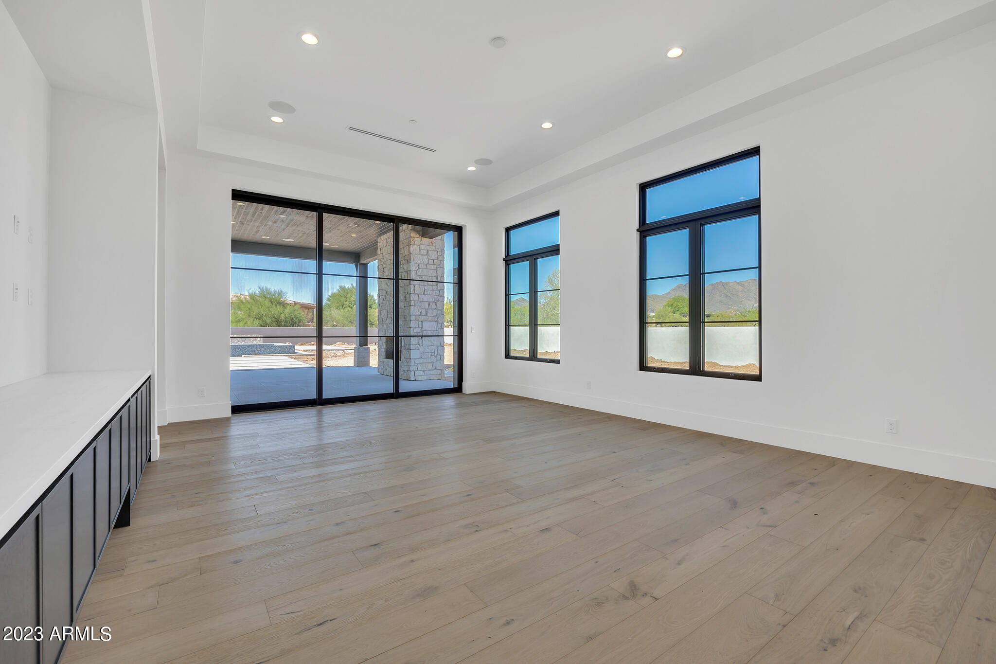 8868 E HUALAPAI Drive