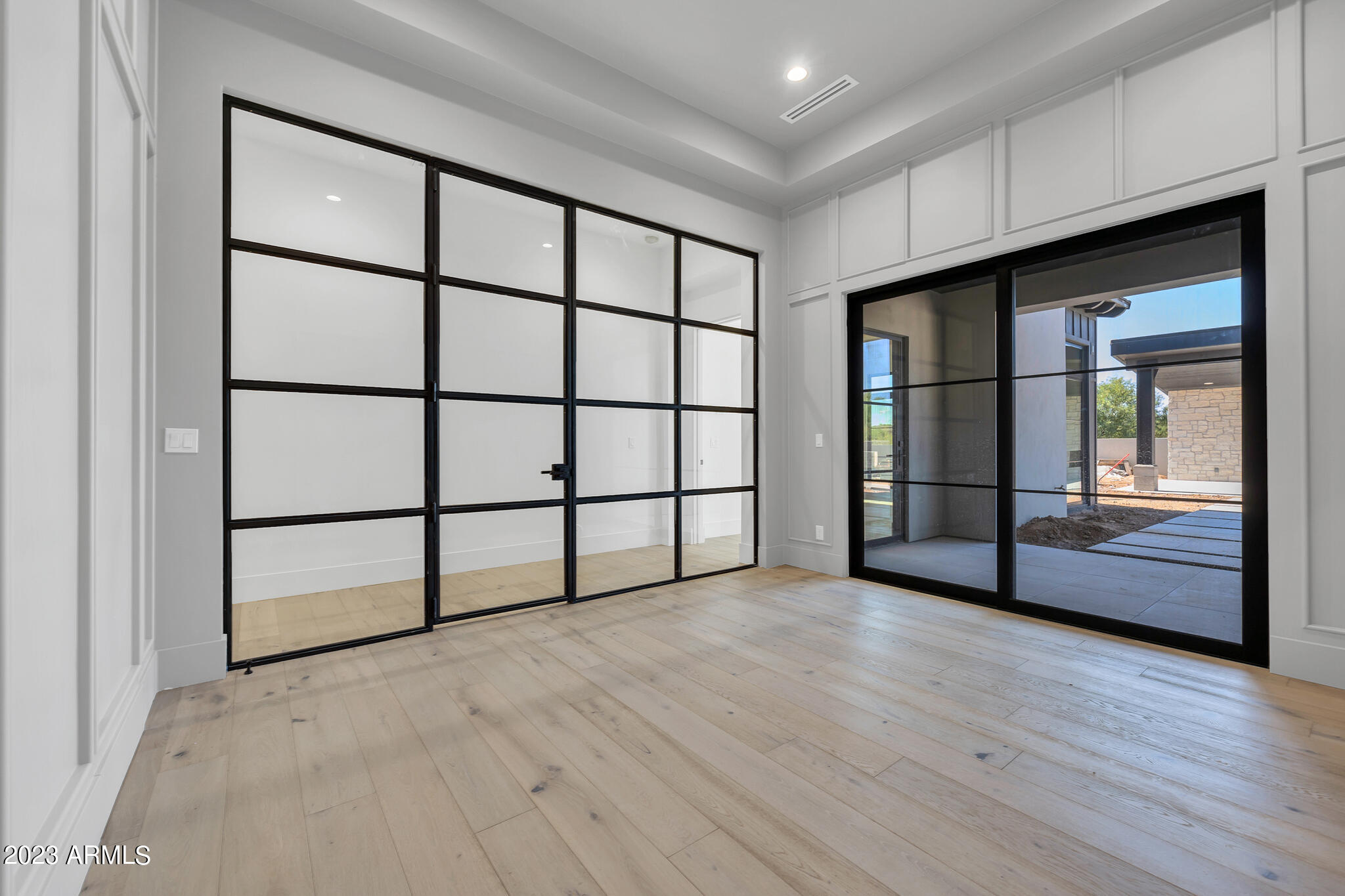 8868 E HUALAPAI Drive