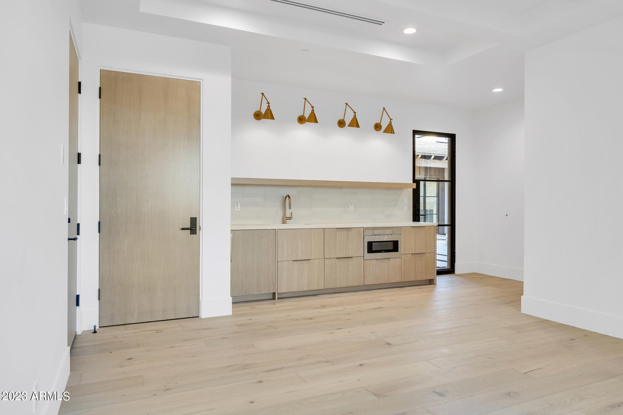 8868 E HUALAPAI Drive