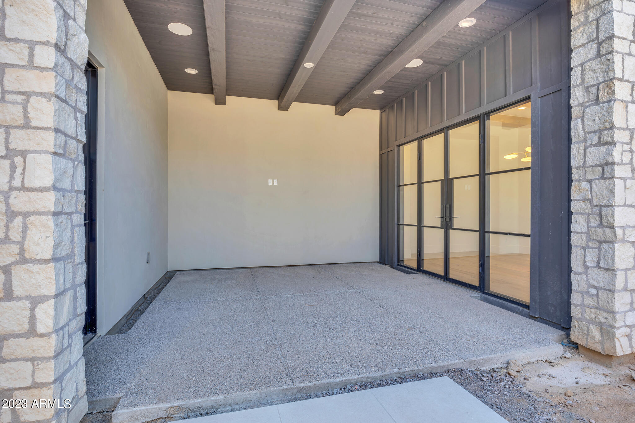 8868 E HUALAPAI Drive
