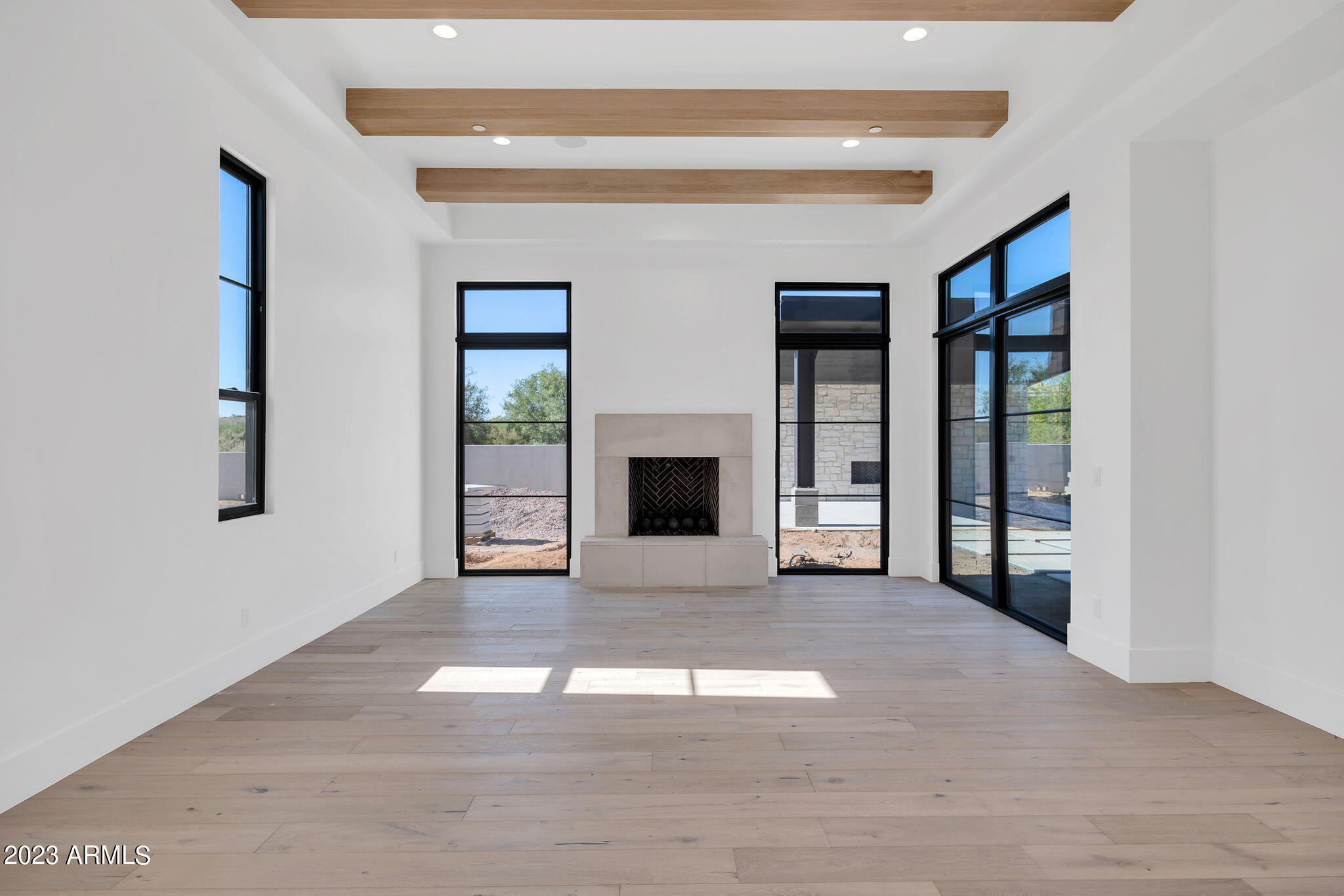 8868 E HUALAPAI Drive