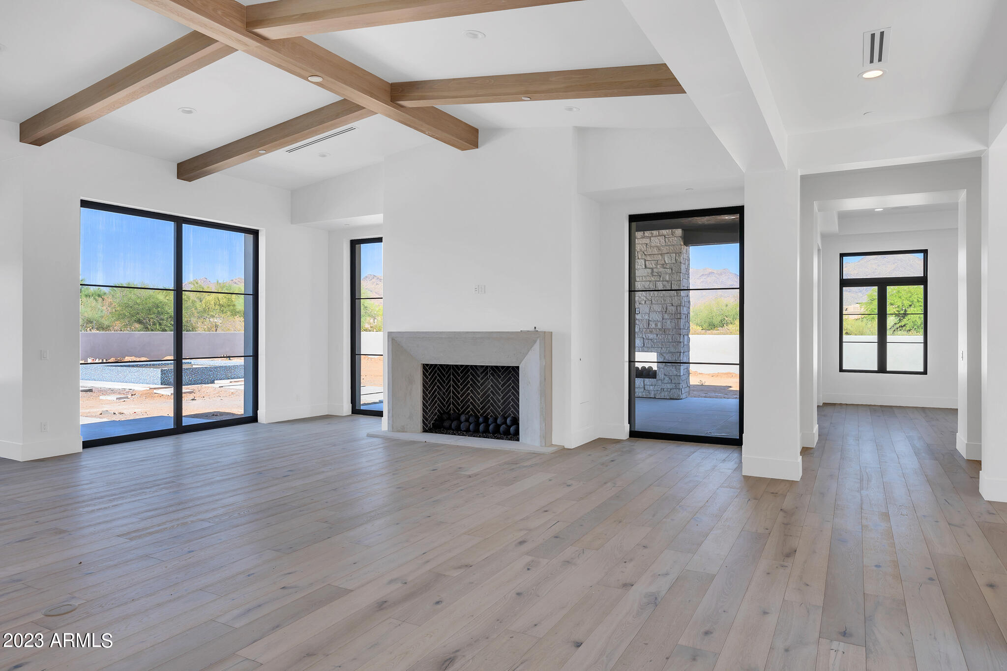 8868 E HUALAPAI Drive