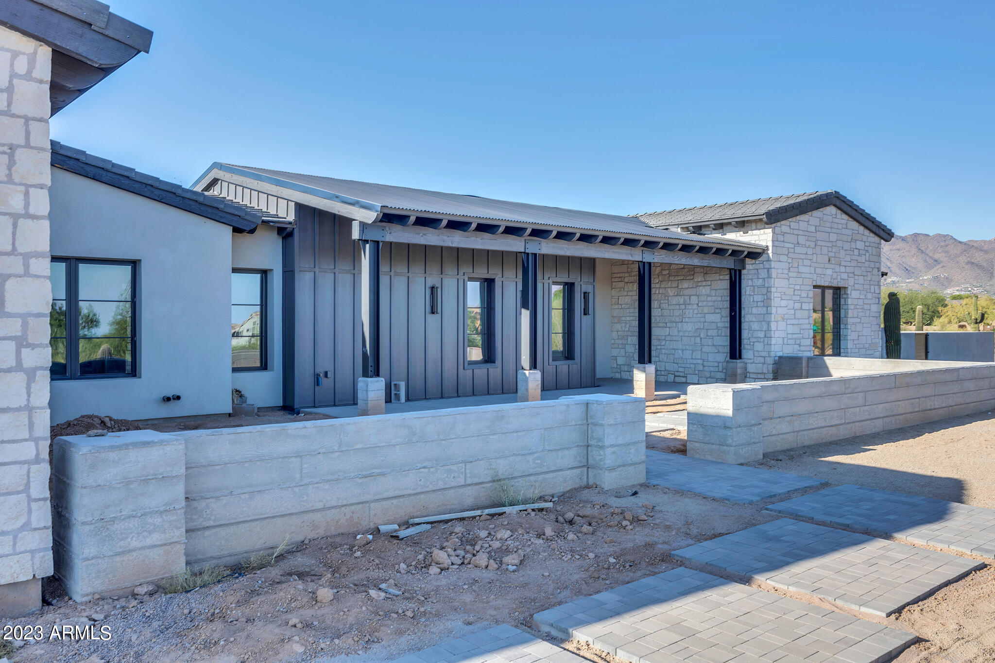 8868 E HUALAPAI Drive