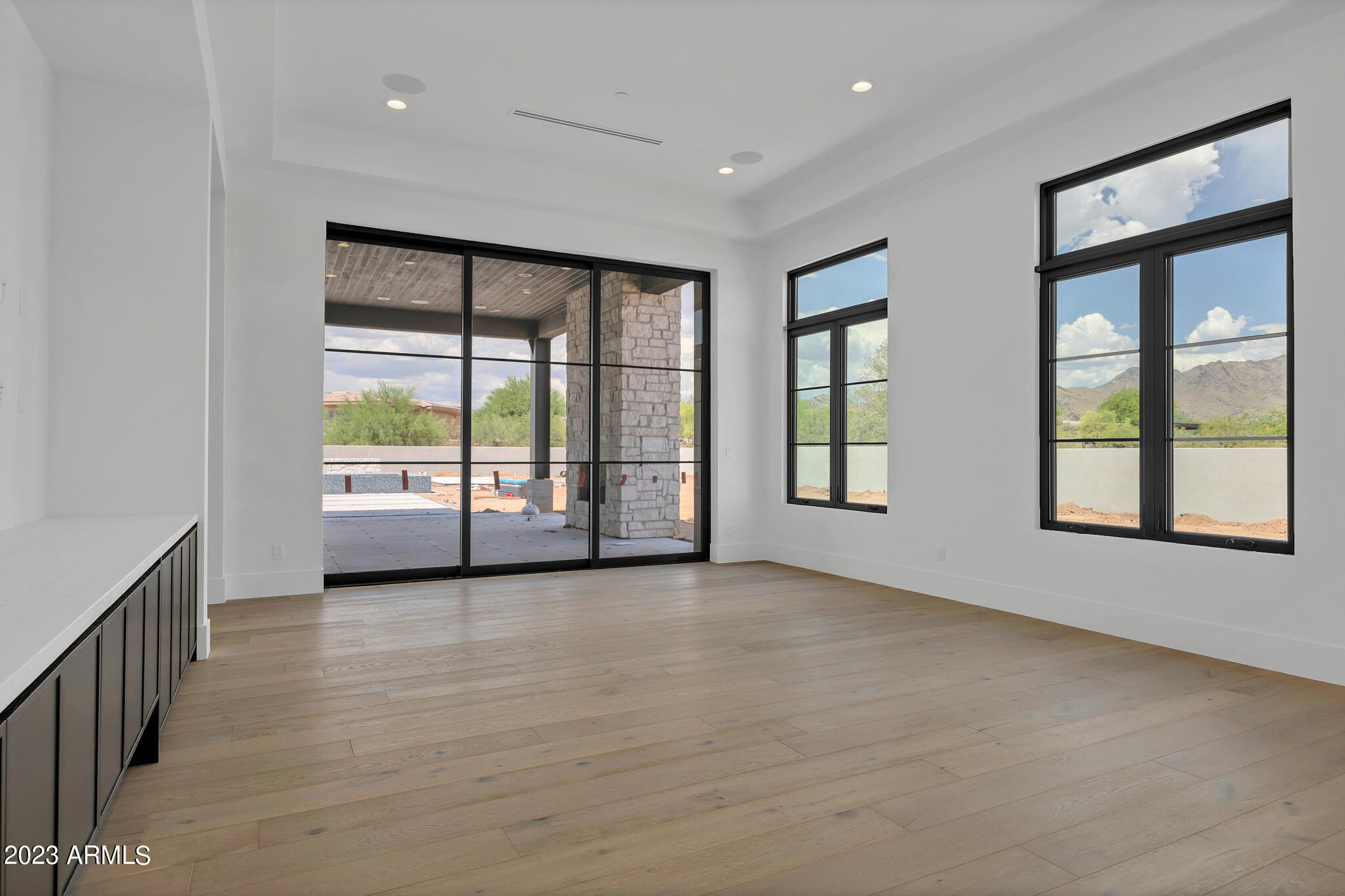 8868 E HUALAPAI Drive