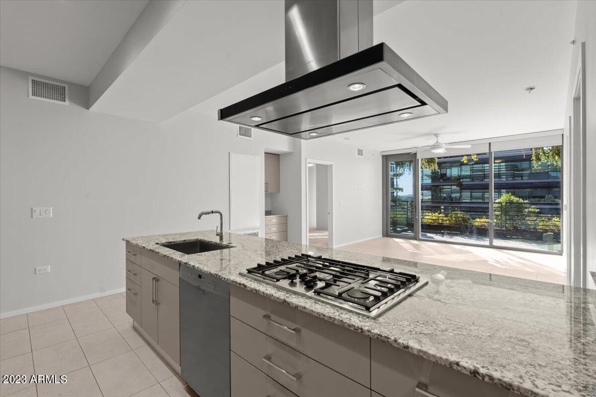 7180 E KIERLAND Boulevard # 919