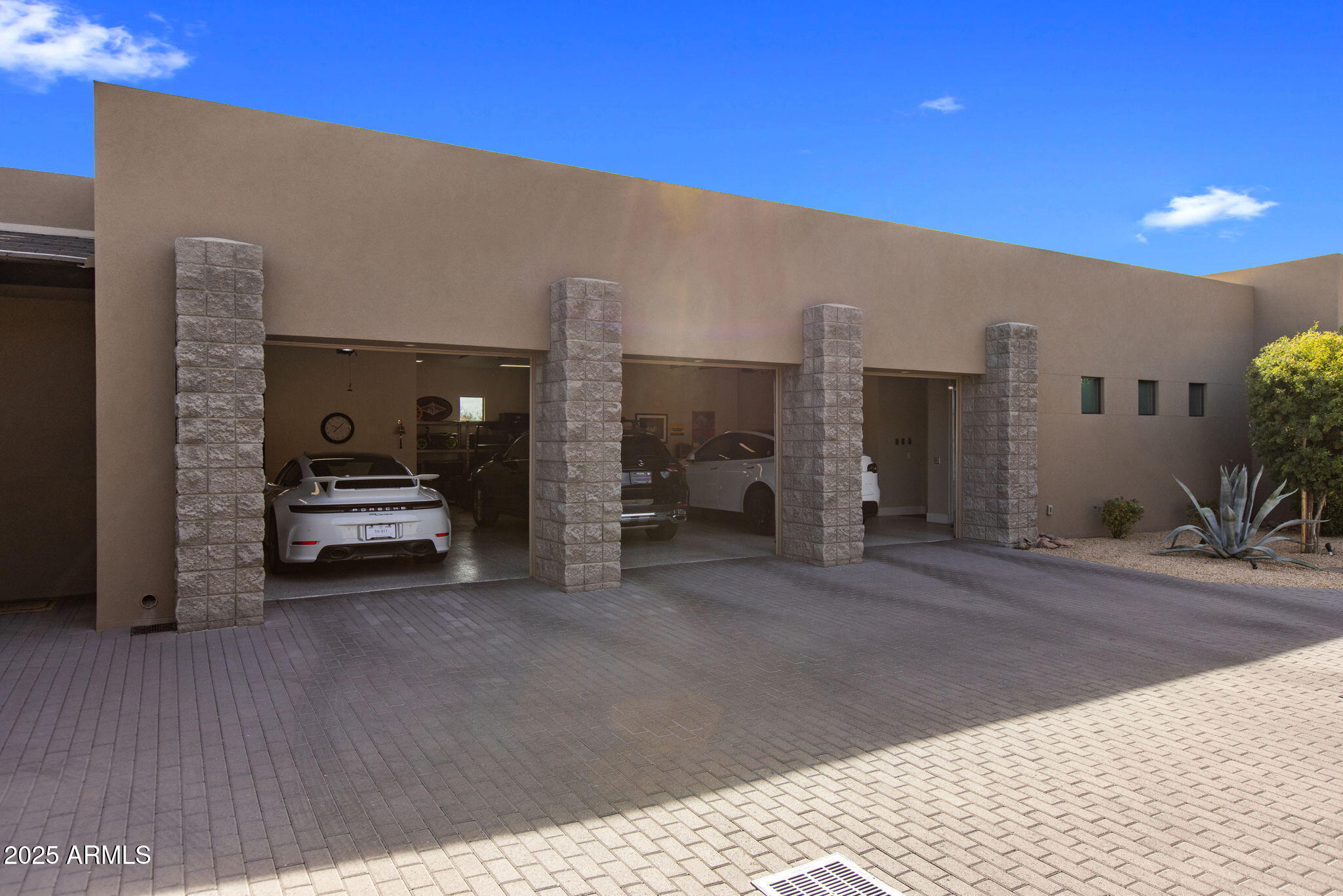 8145 E Tecolote Circle