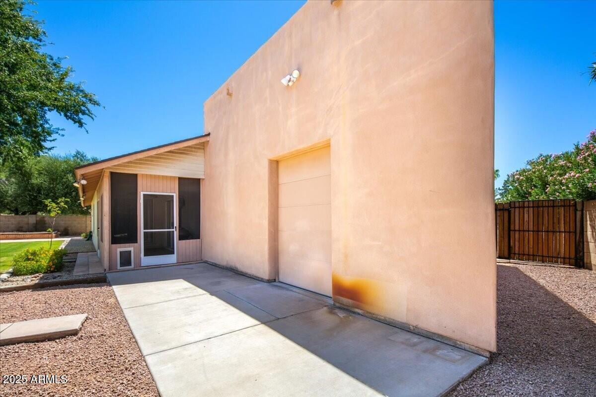 4316 E Ludlow Drive