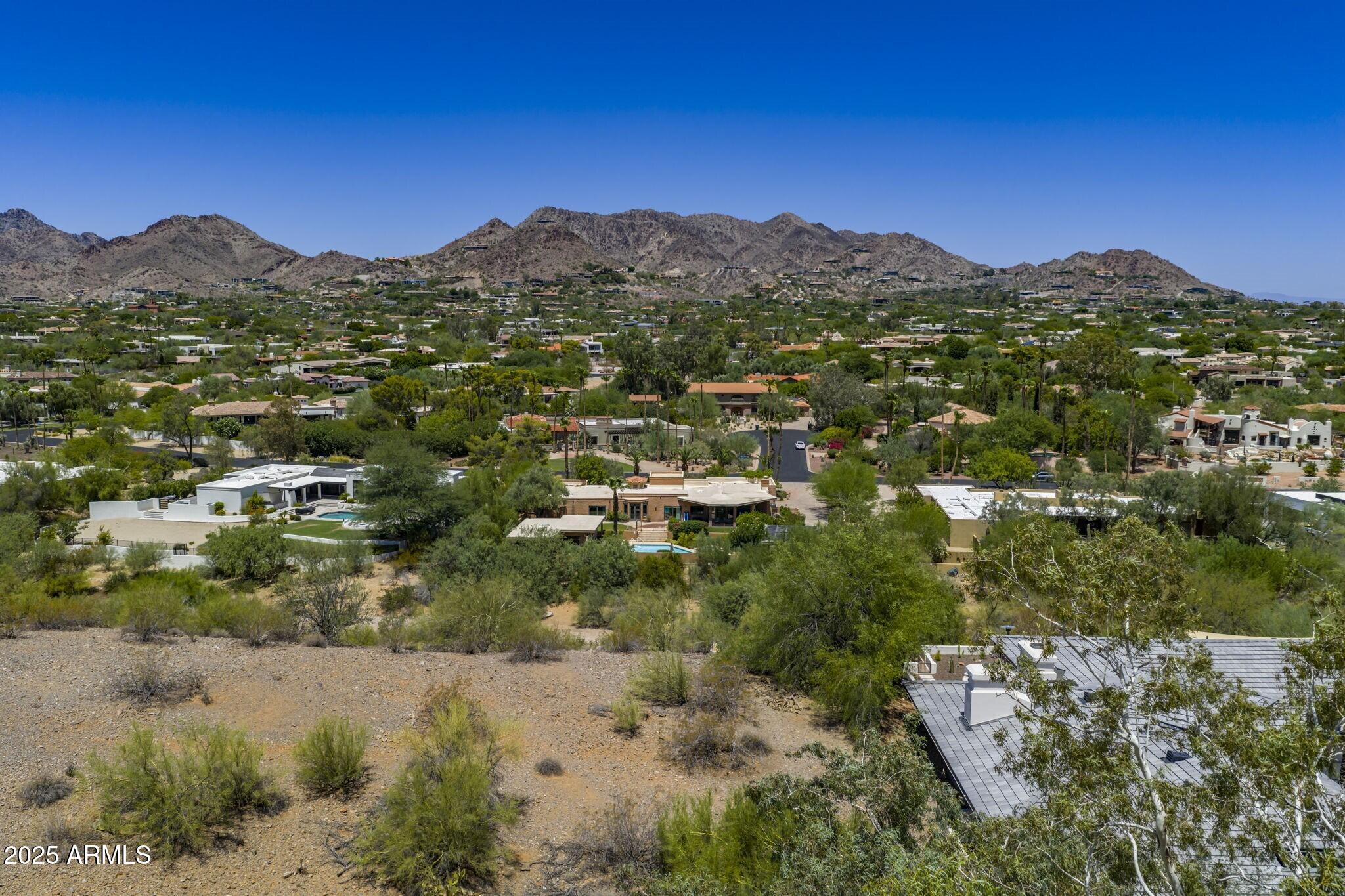 4737 E Valley Vista Lane