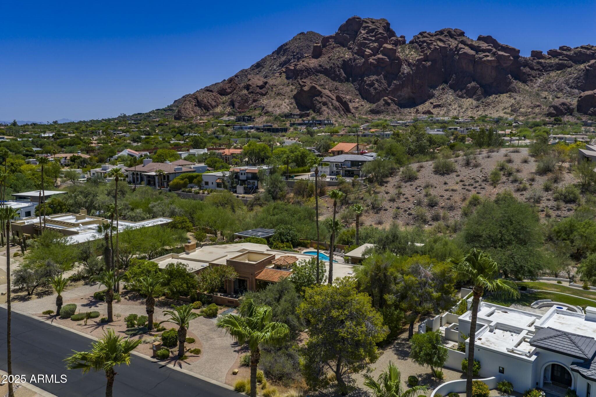 4737 E Valley Vista Lane