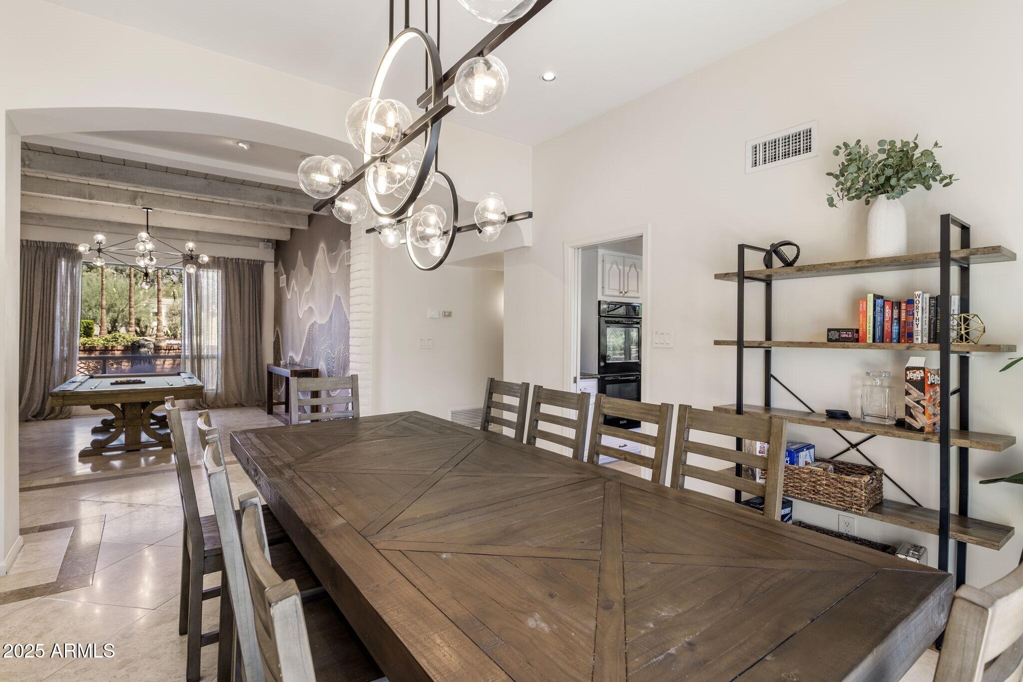 4737 E Valley Vista Lane