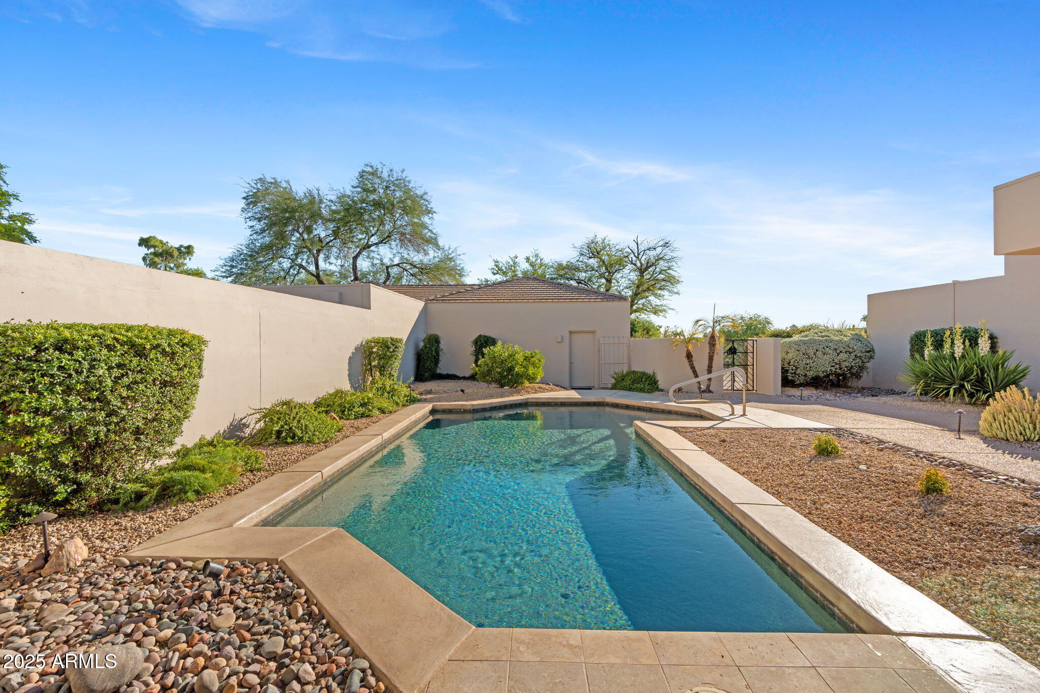 8510 E VISTA BONITA Drive