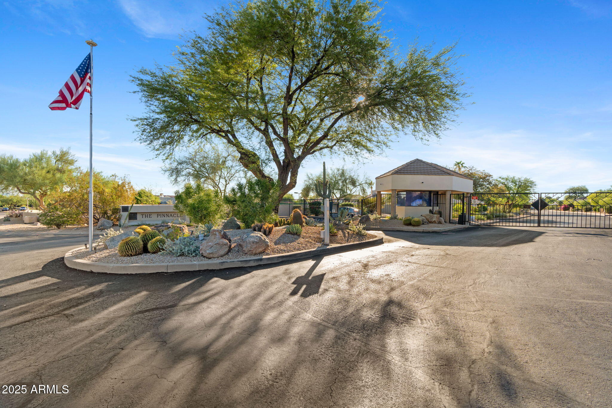 8510 E VISTA BONITA Drive