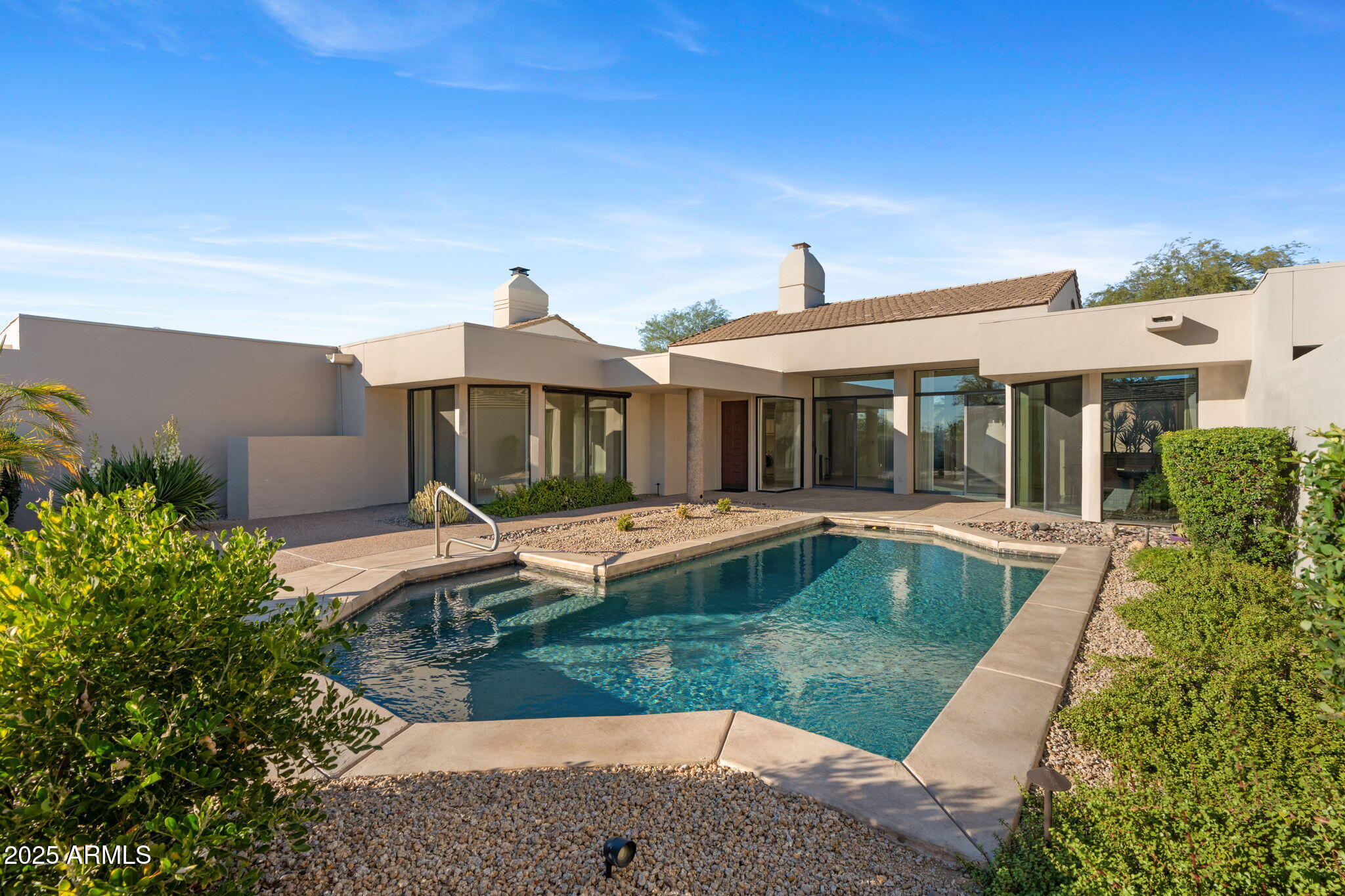 8510 E VISTA BONITA Drive