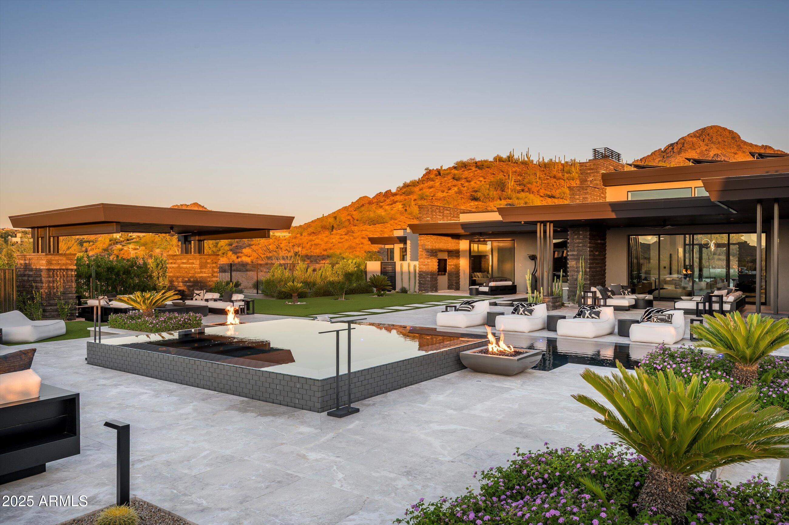 10784 E PINNACLE PEAK Road