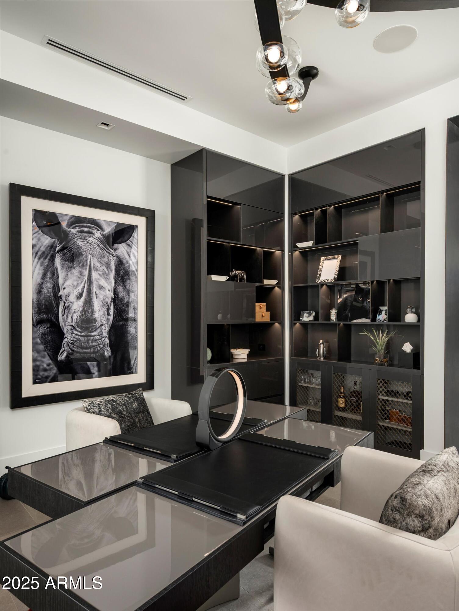 10784 E PINNACLE PEAK Road