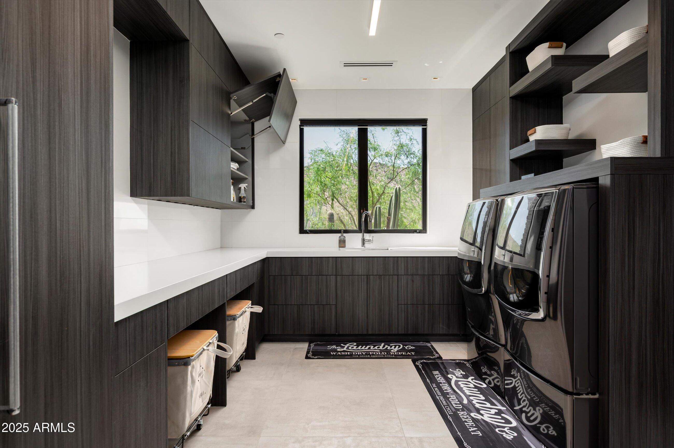 10784 E PINNACLE PEAK Road