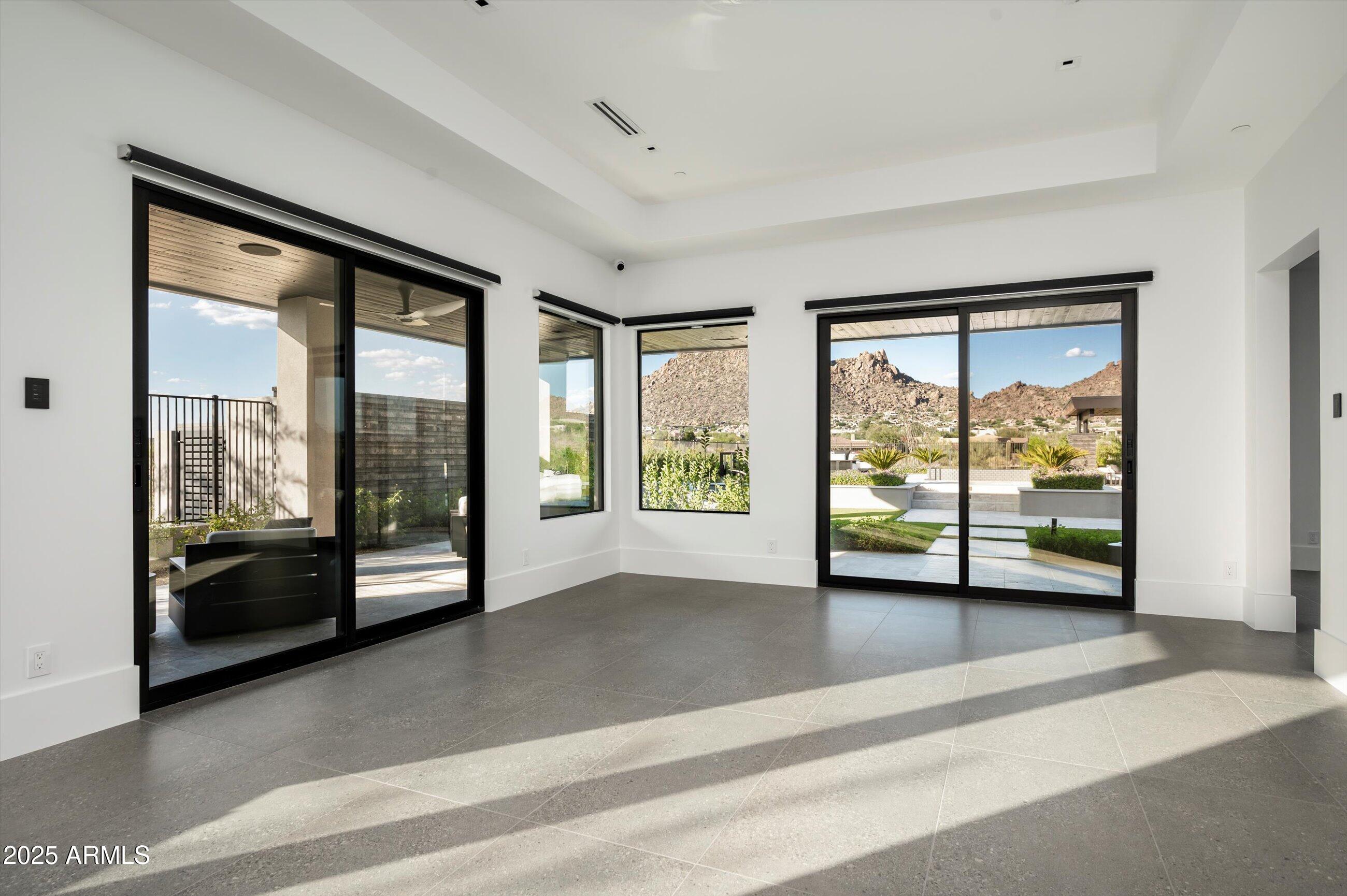 10784 E PINNACLE PEAK Road