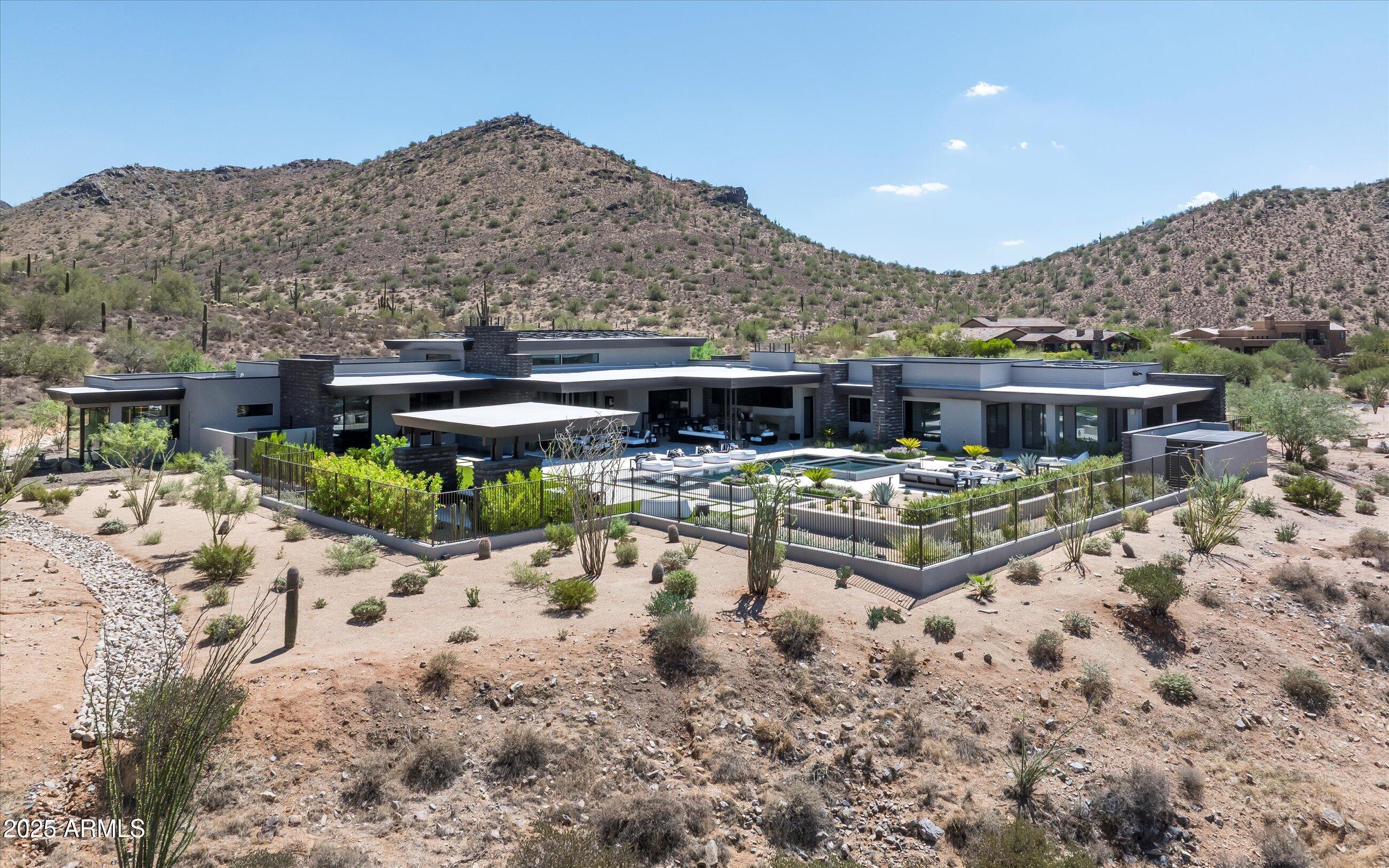 10784 E PINNACLE PEAK Road