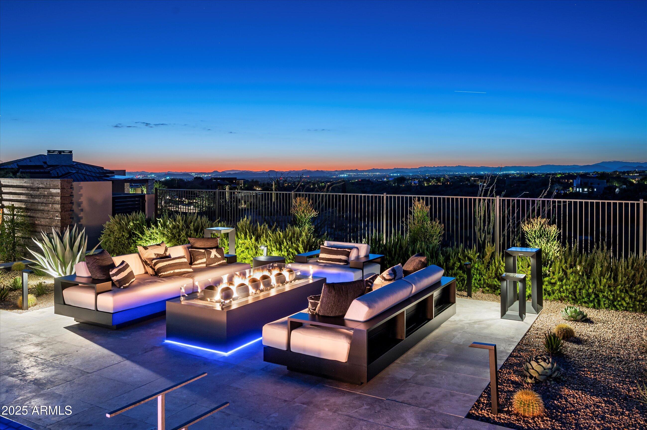 10784 E PINNACLE PEAK Road