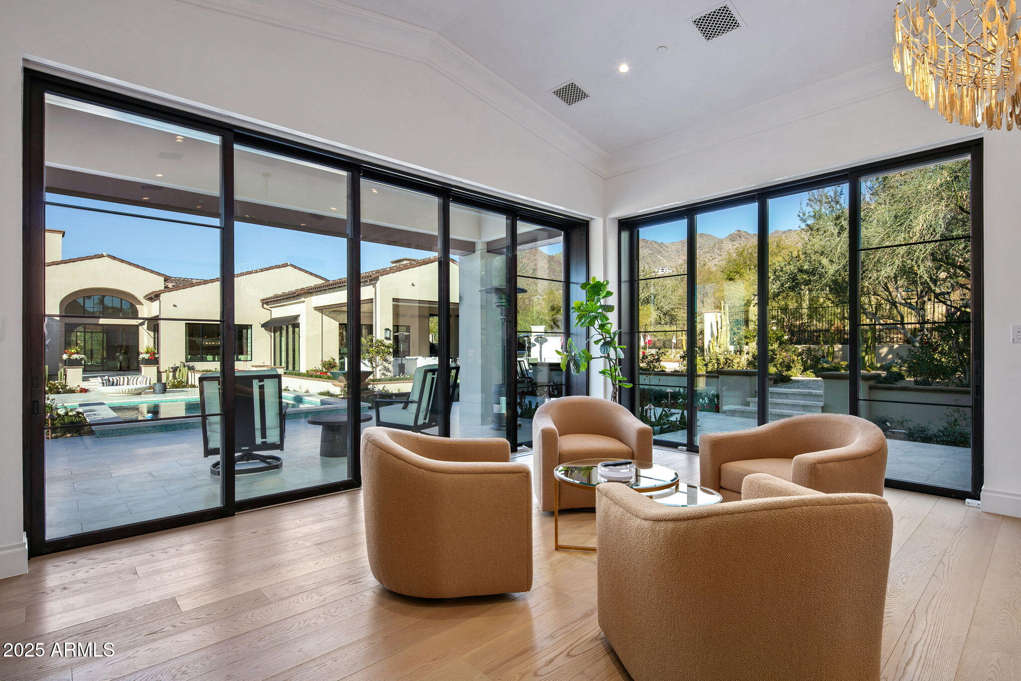 10927 E Windgate Pass Drive, 1519