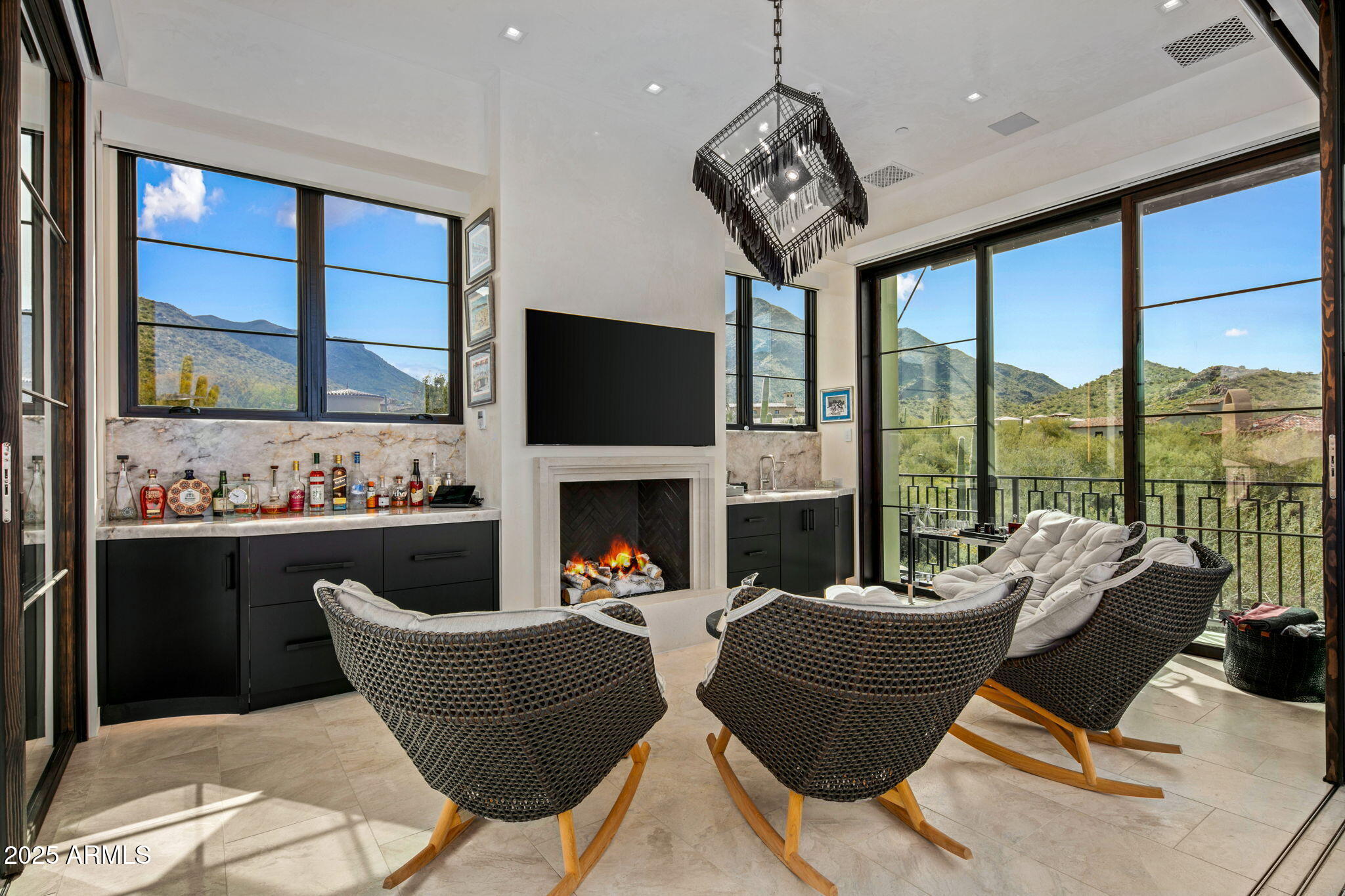 10927 E Windgate Pass Drive, 1519