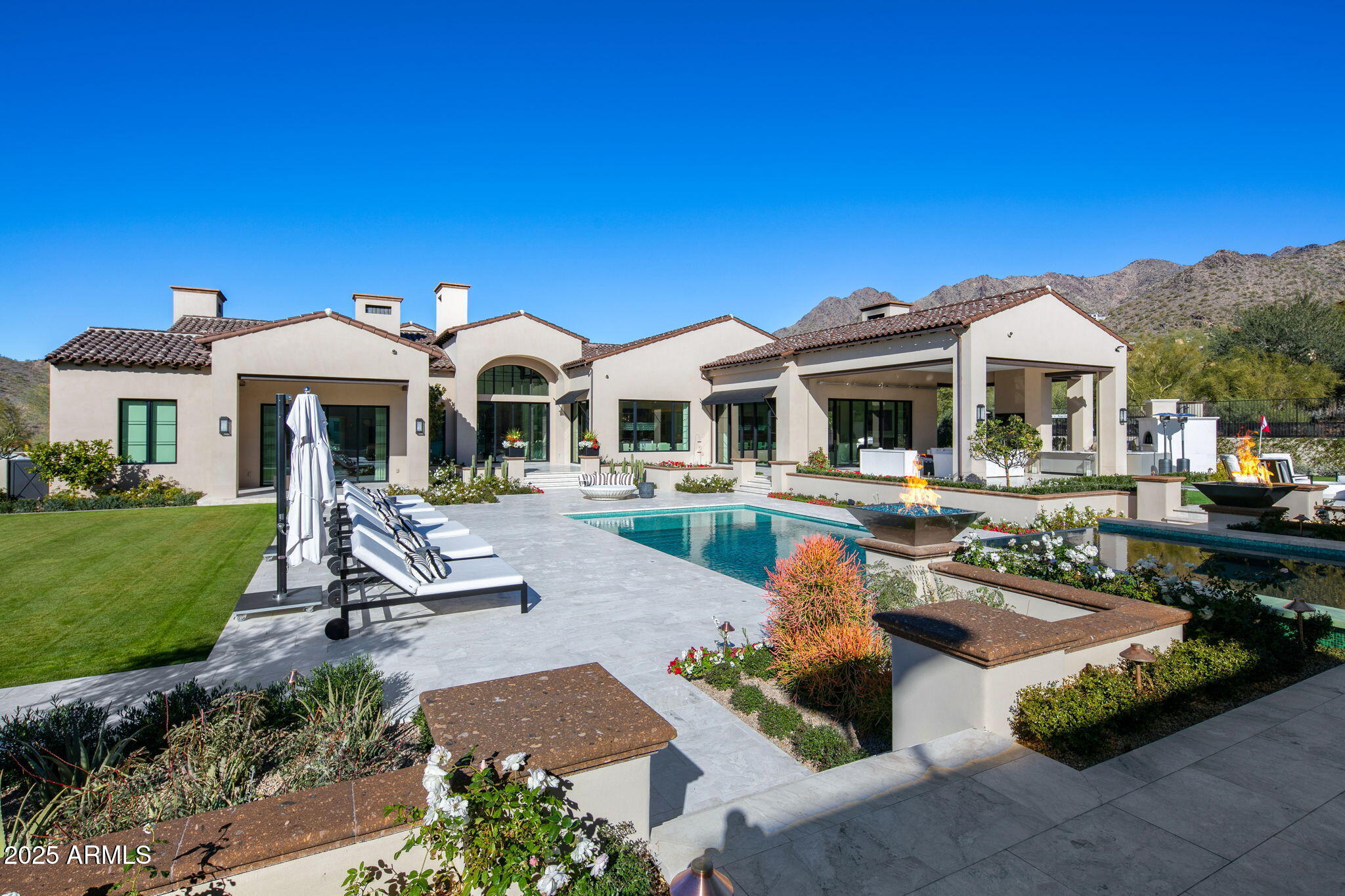 10927 E Windgate Pass Drive, 1519