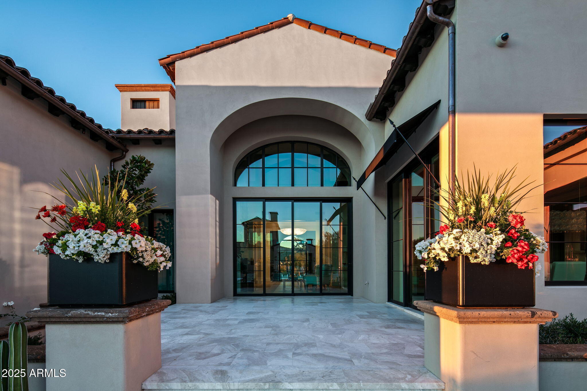 10927 E Windgate Pass Drive, 1519