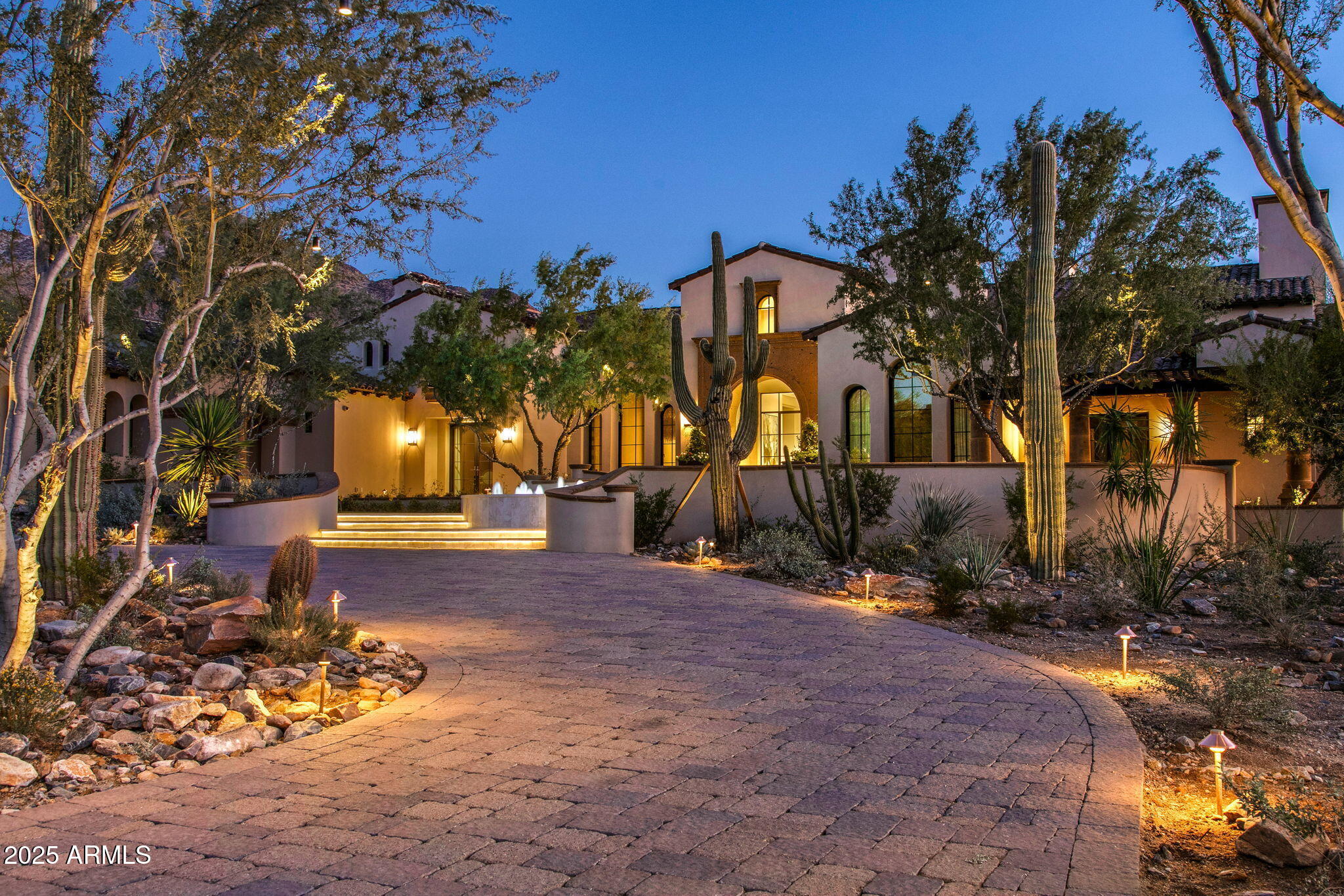 10927 E Windgate Pass Drive, 1519