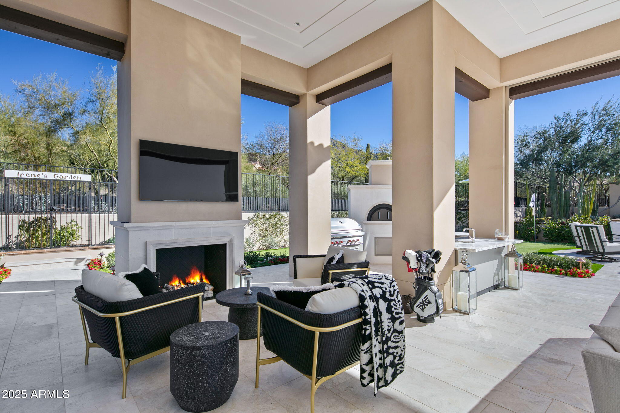 10927 E Windgate Pass Drive, 1519