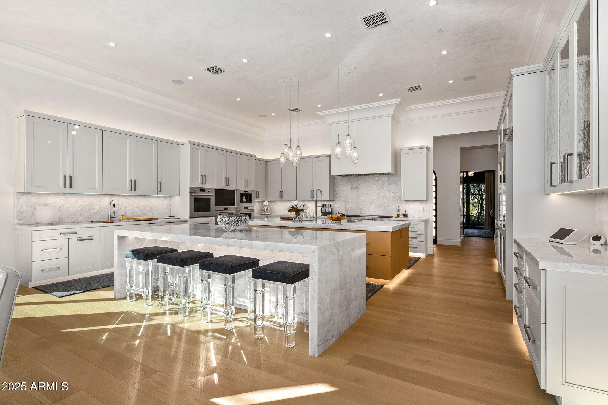 10927 E Windgate Pass Drive, 1519