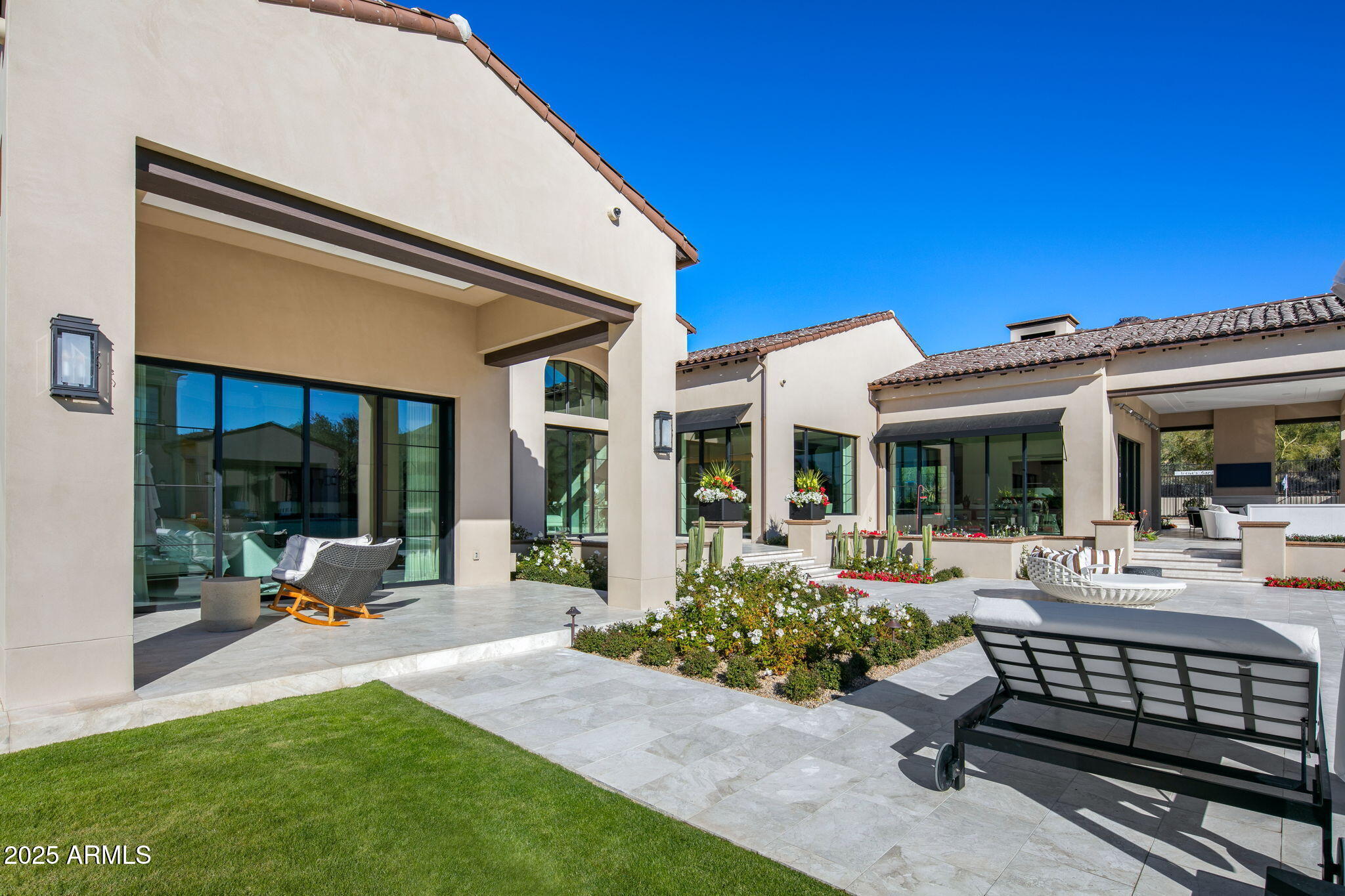 10927 E Windgate Pass Drive, 1519