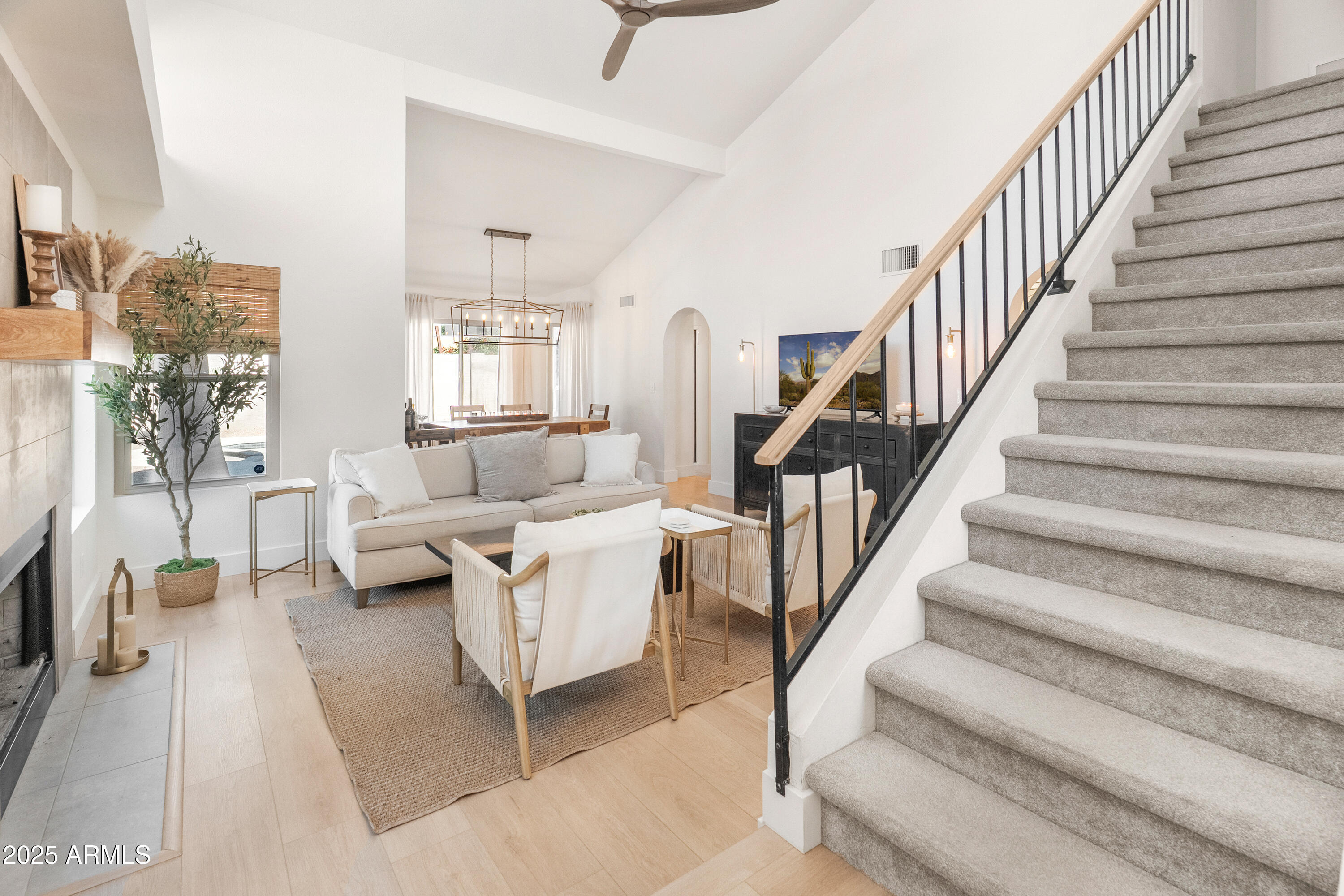 9056 E CAPTAIN DREYFUS Avenue