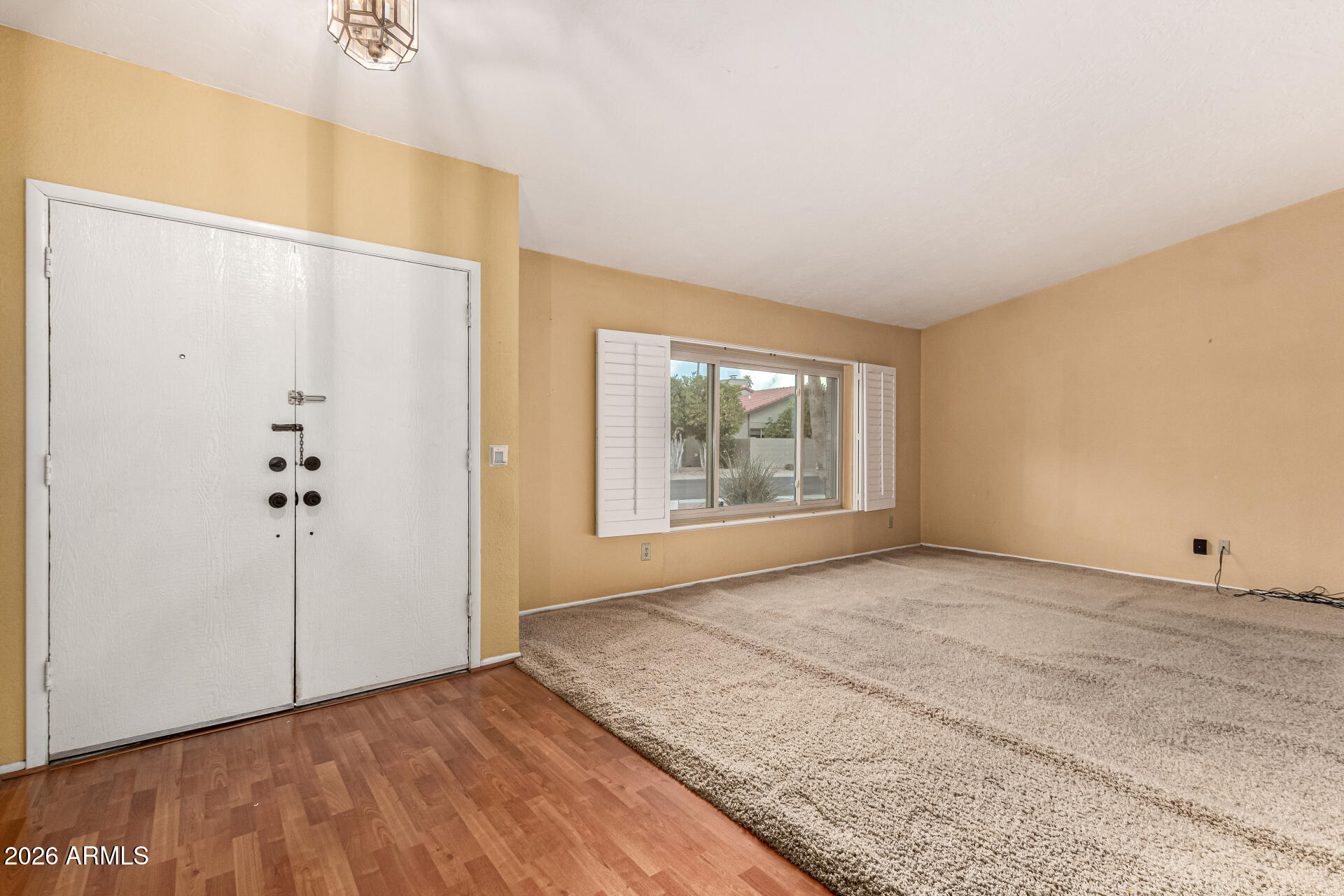 8683 E VIA DE LA GENTE