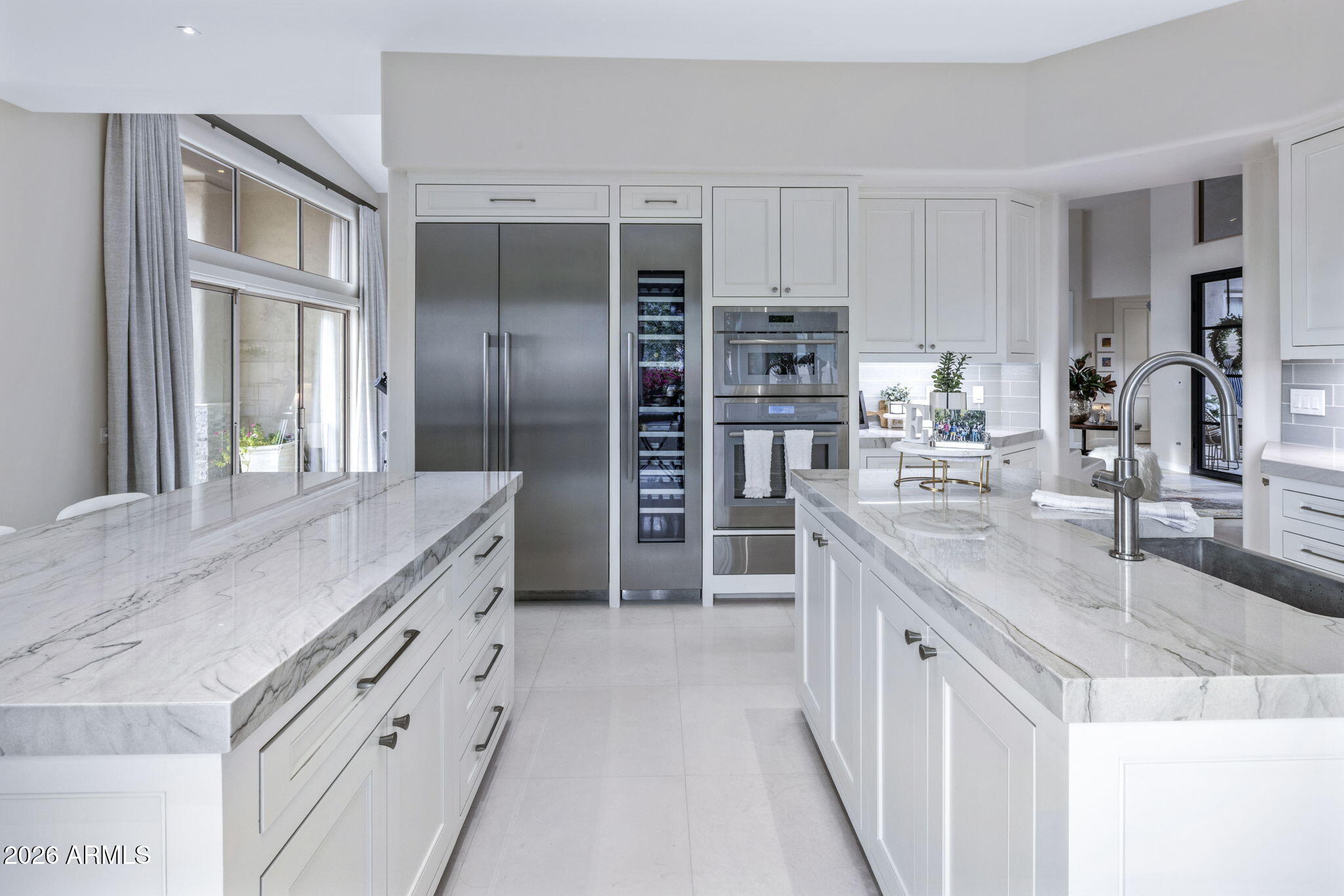 11129 E JUAN TABO Road