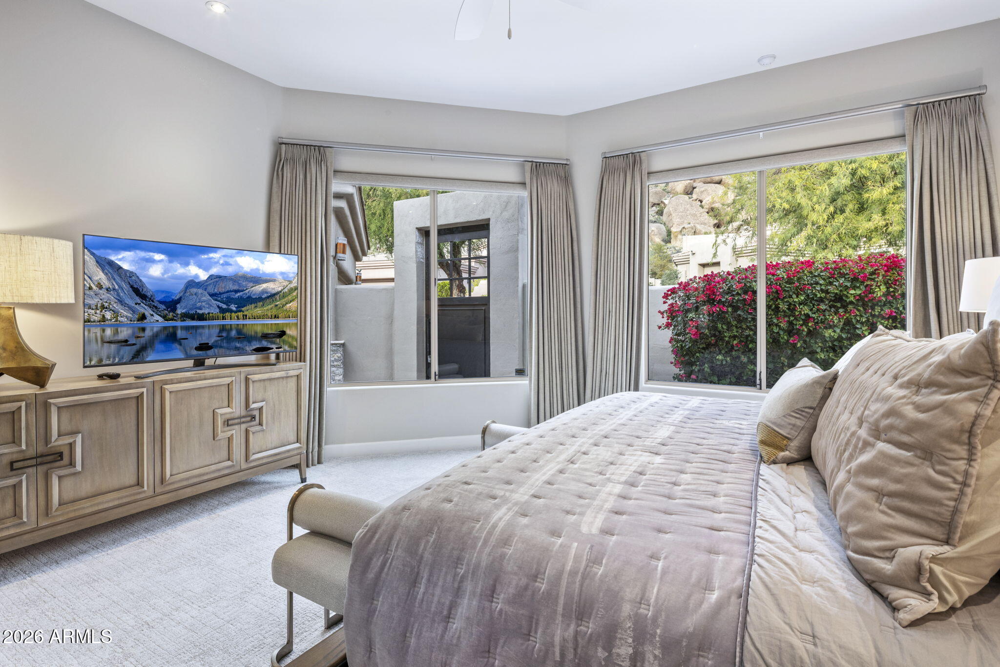 11129 E JUAN TABO Road