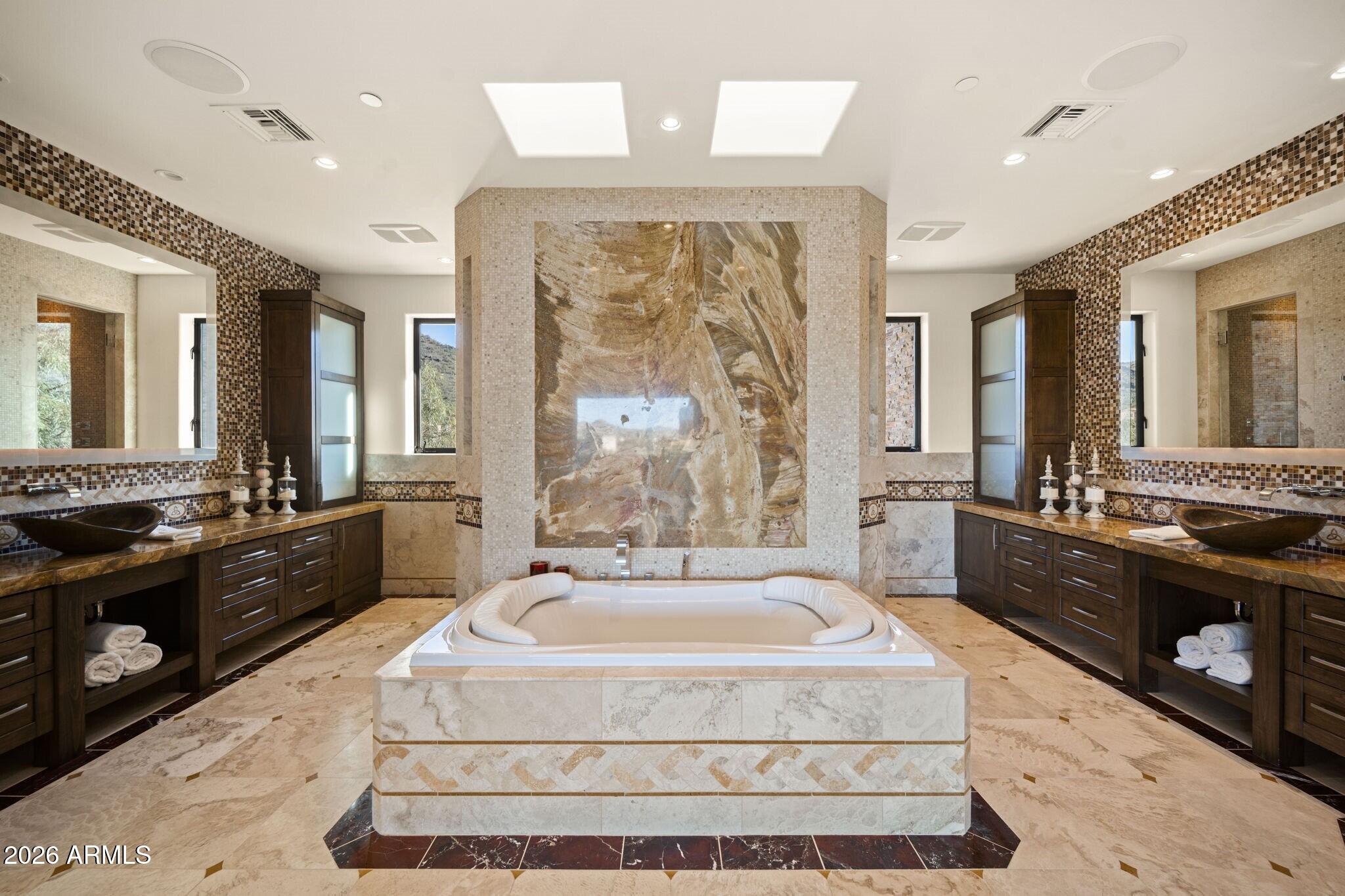 10570 E Pinnacle Peak Road