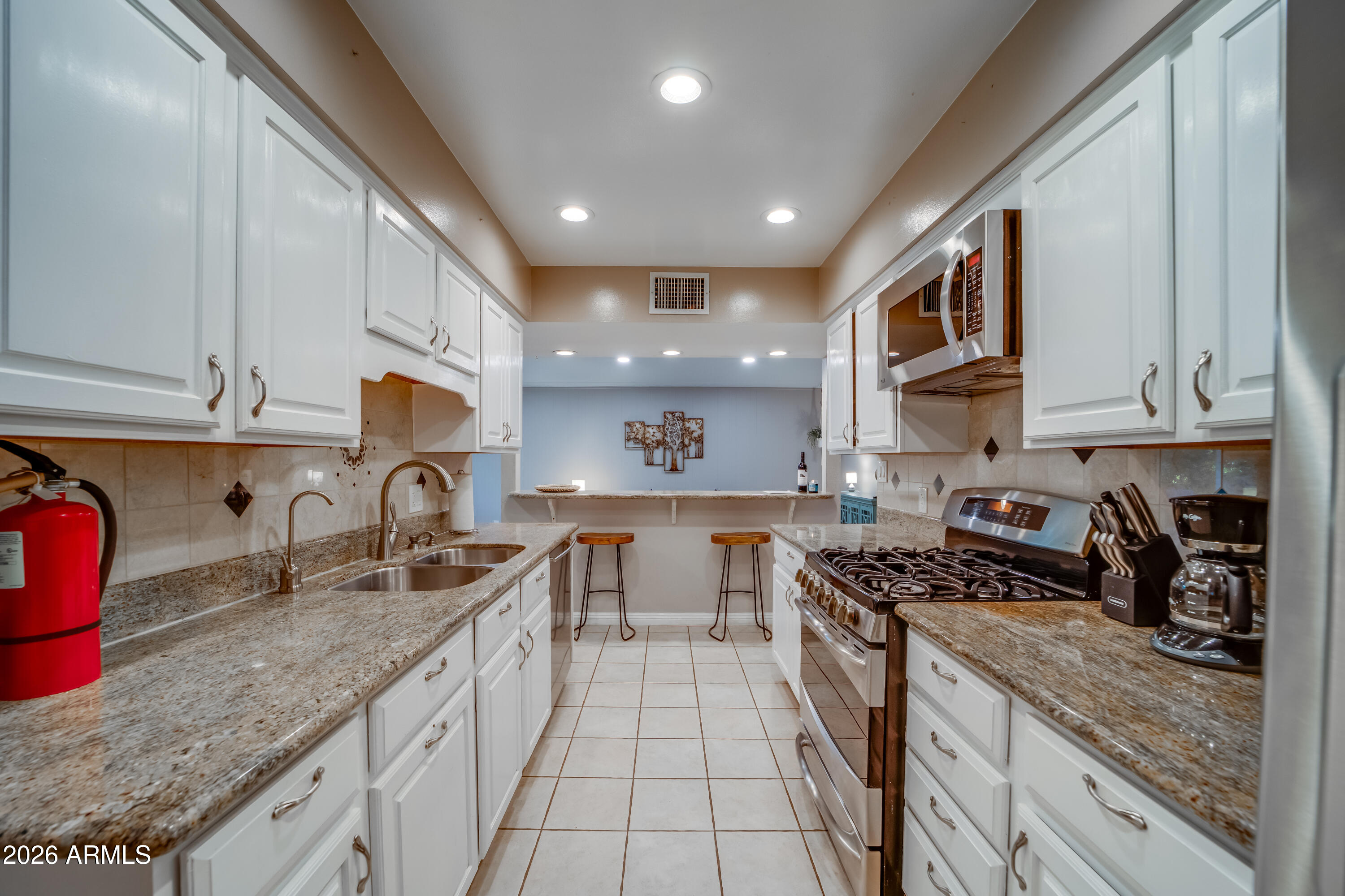 2624 N 68TH Place