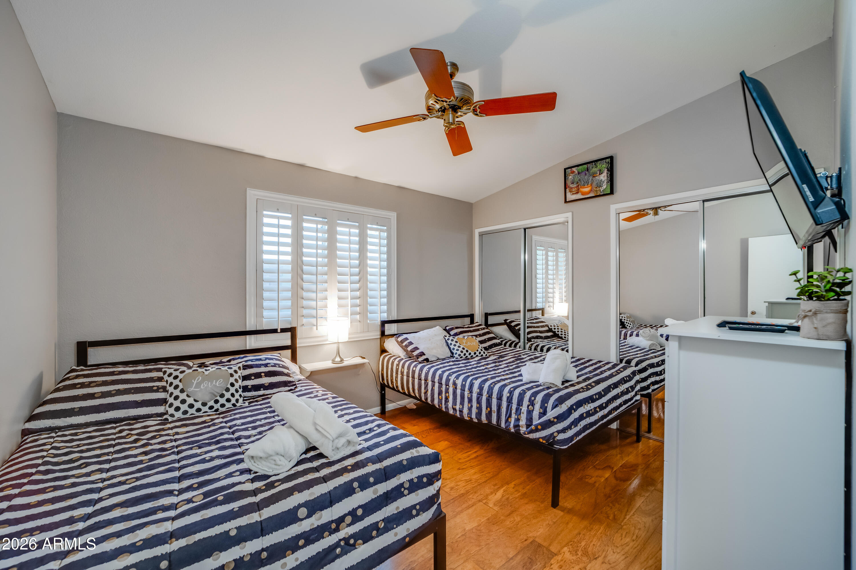 2624 N 68TH Place